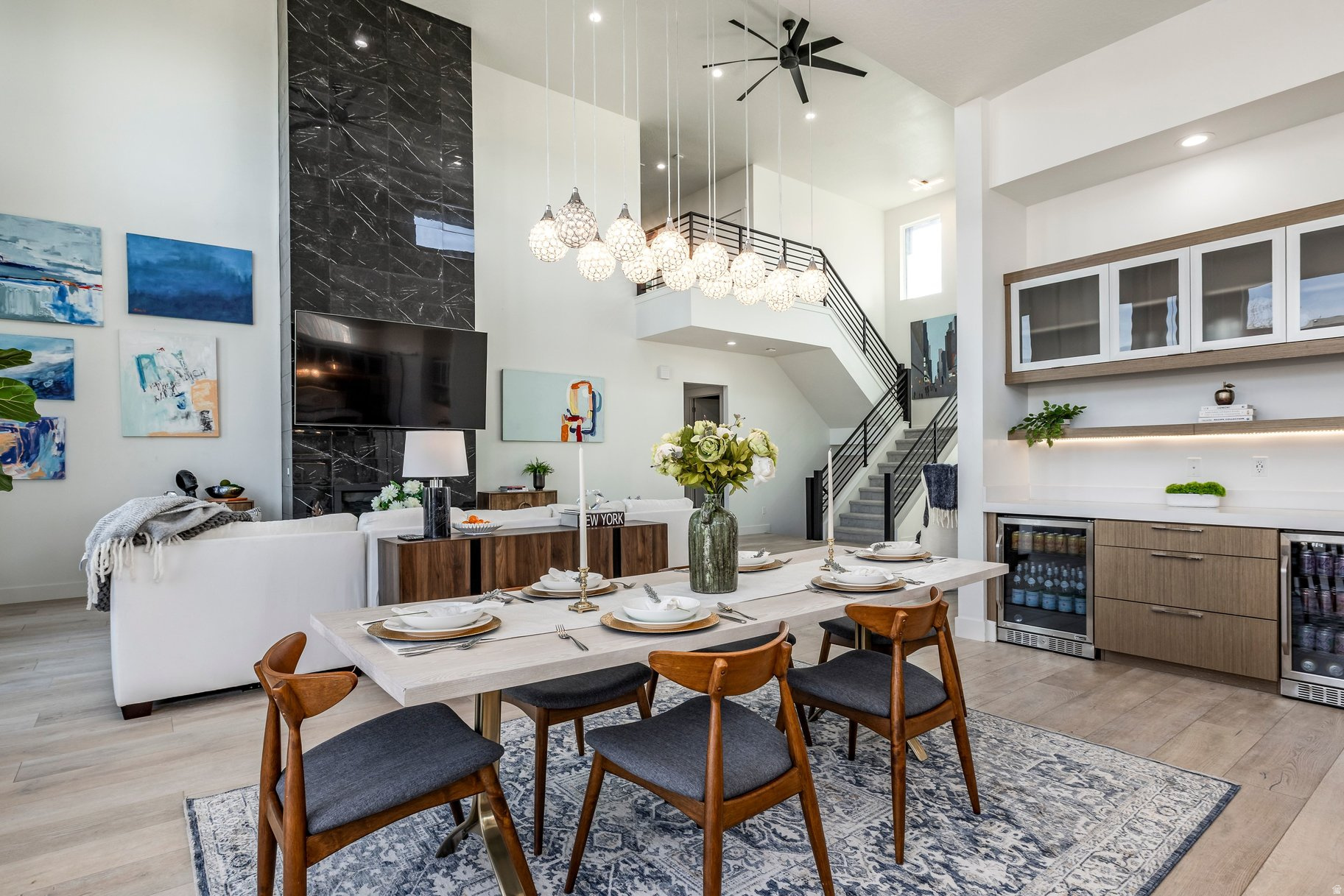 2194 W LEGEND CREEK CT