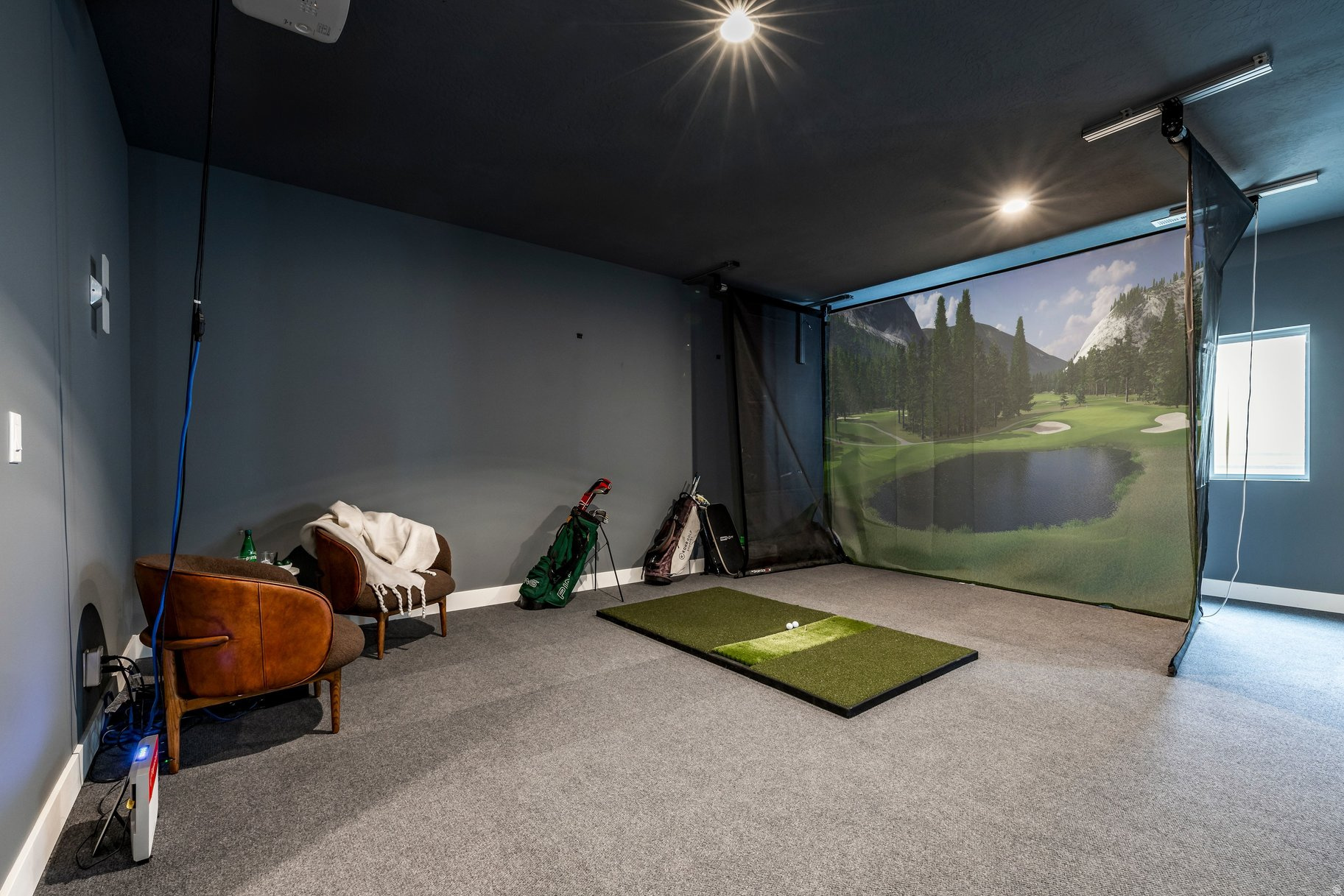 2194 W LEGEND CREEK CT