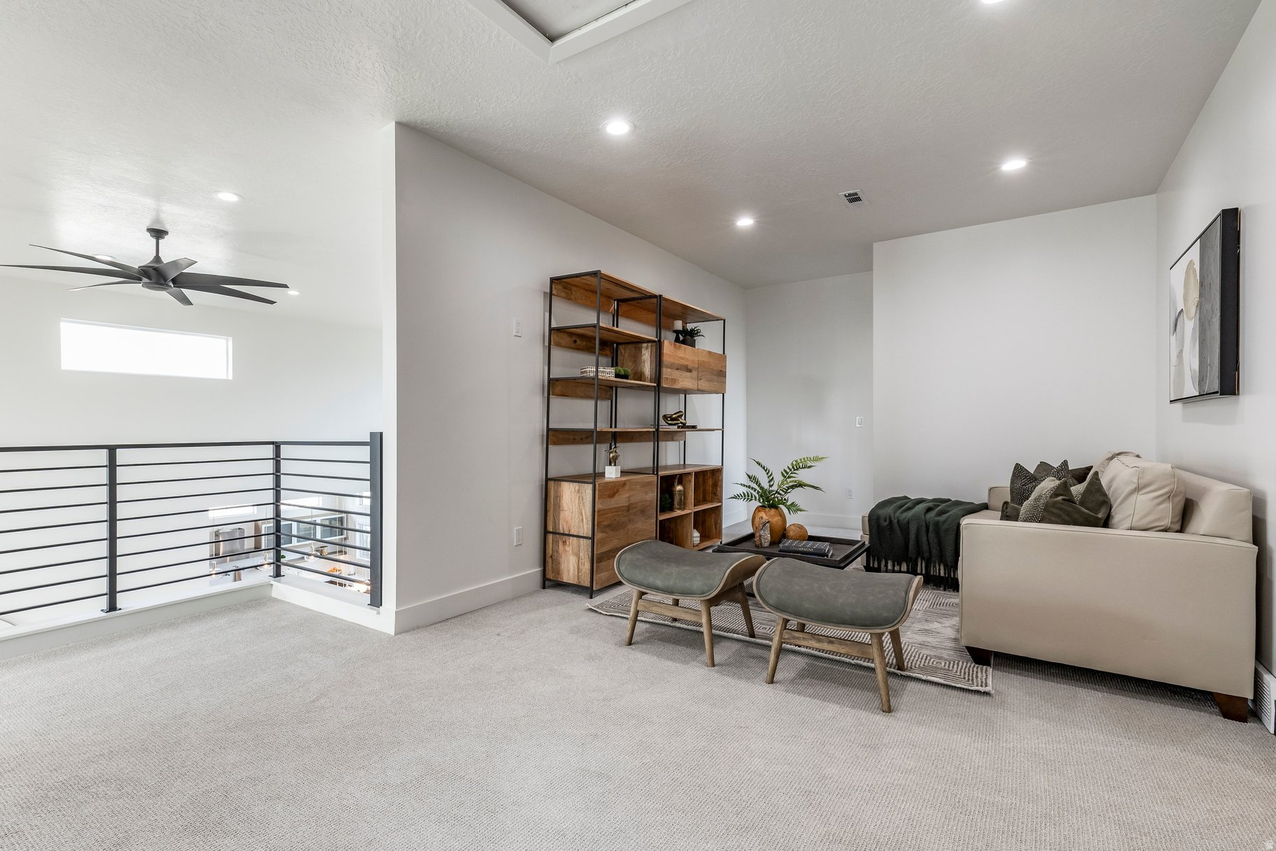 2194 W LEGEND CREEK CT