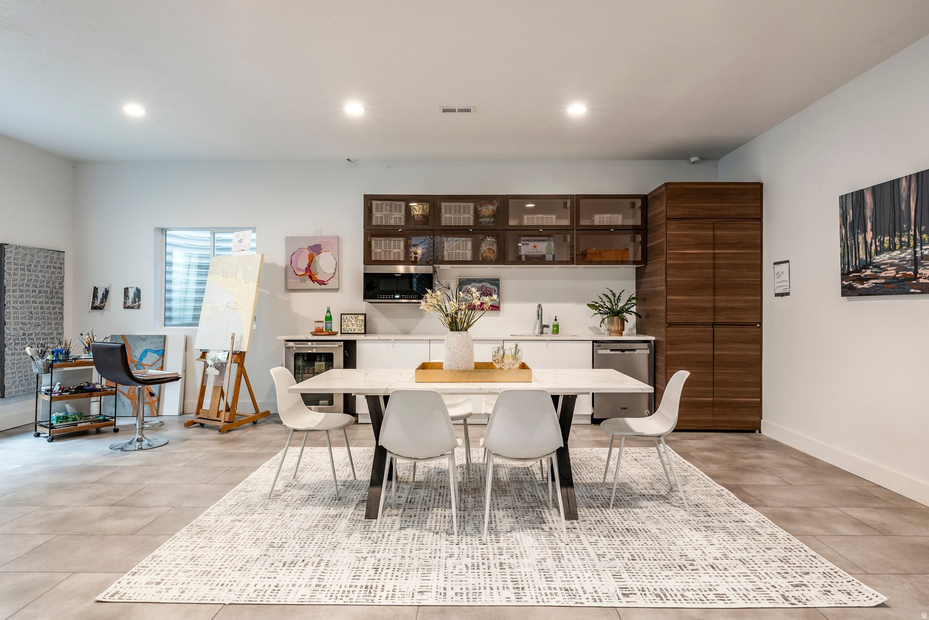 2194 W LEGEND CREEK CT