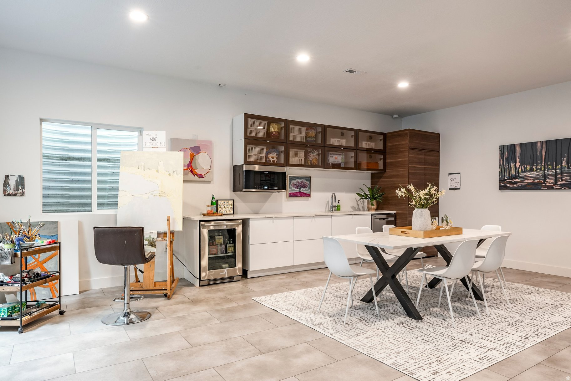 2194 W LEGEND CREEK CT