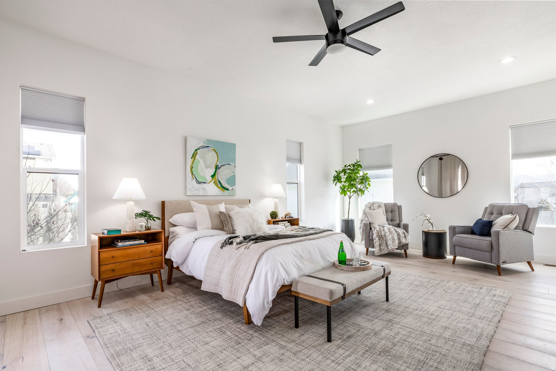 2194 W LEGEND CREEK CT