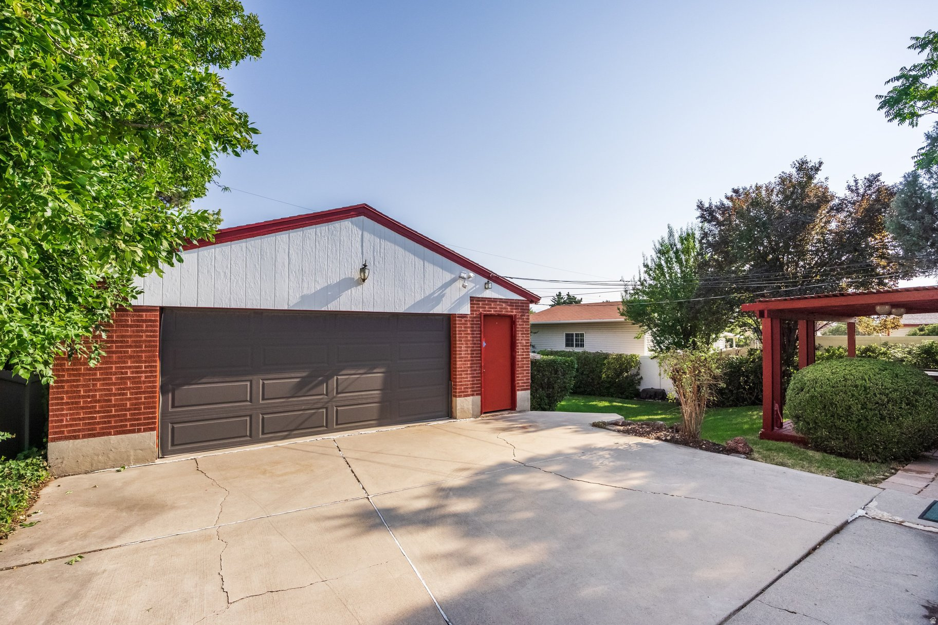 3486 W 4305 DR