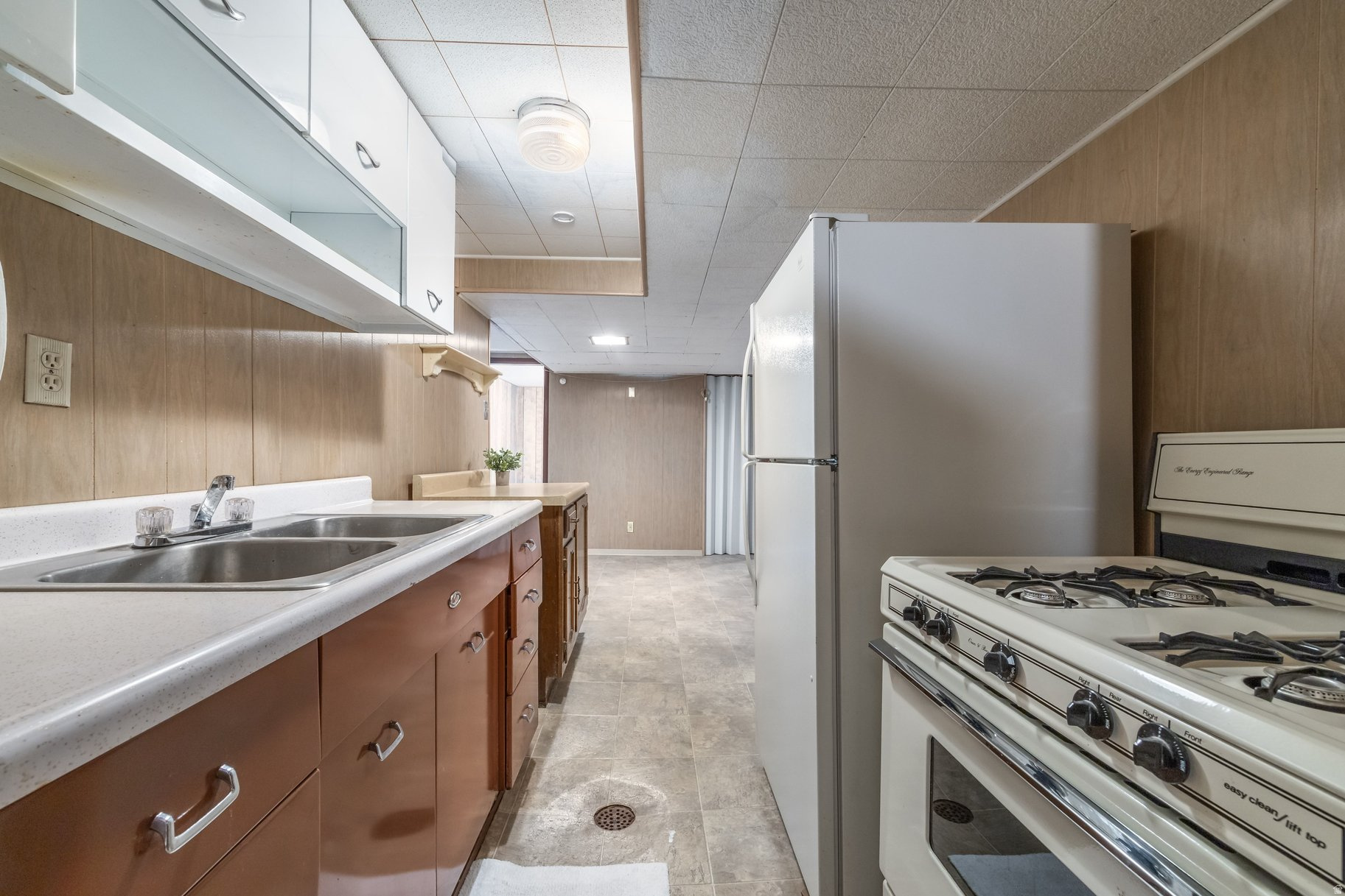 3486 W 4305 DR