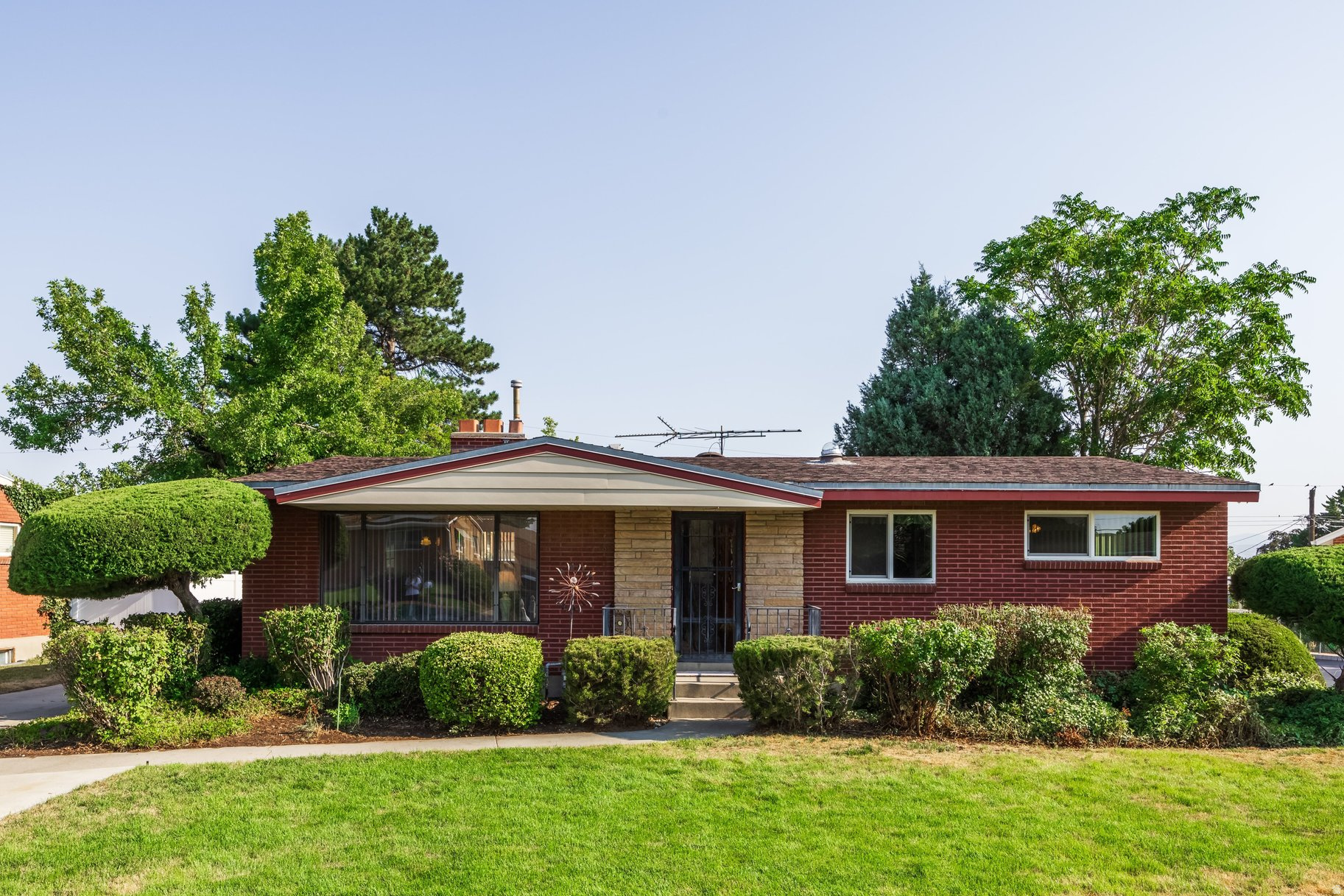 3486 W 4305 DR