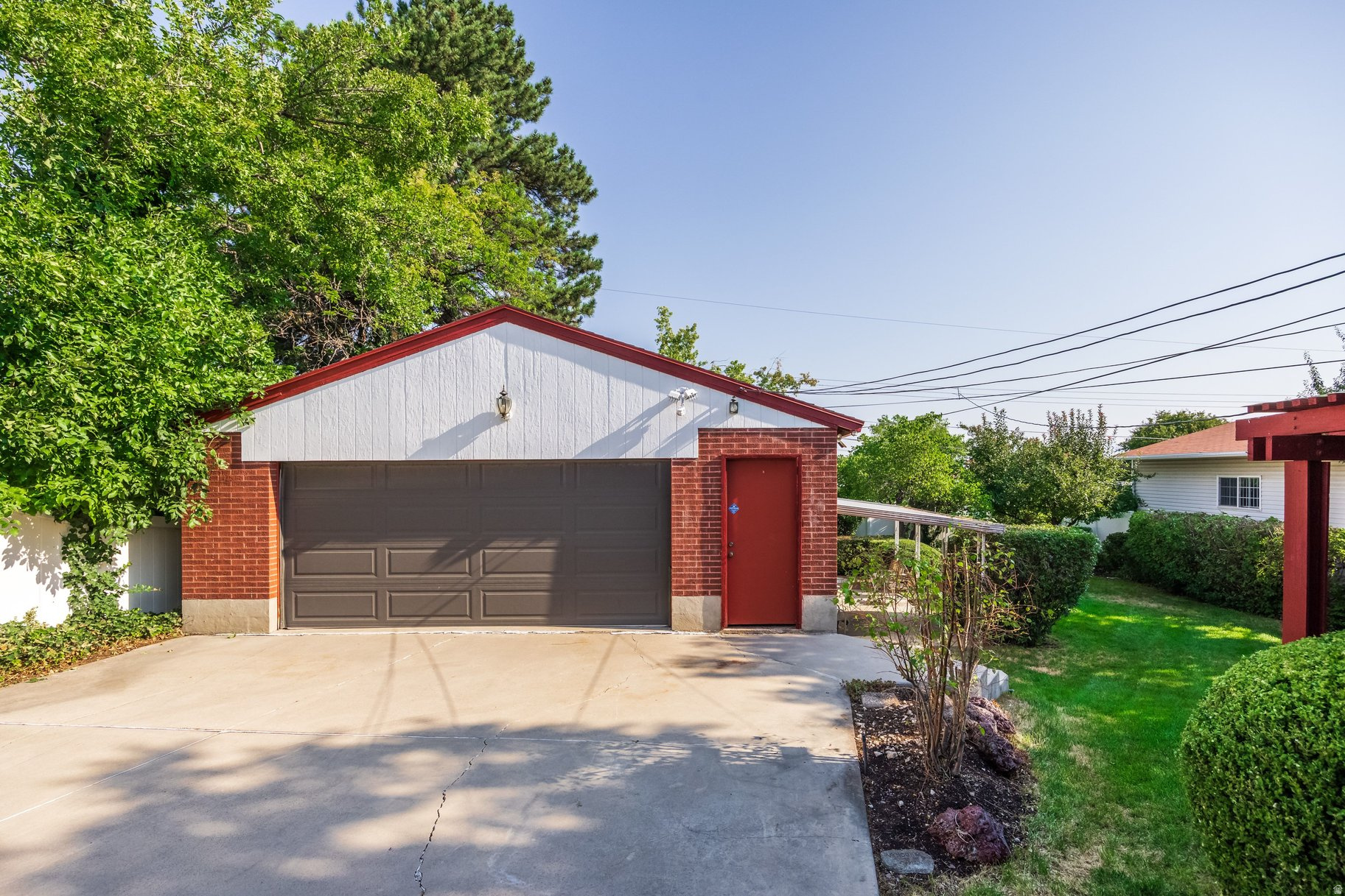 3486 W 4305 DR