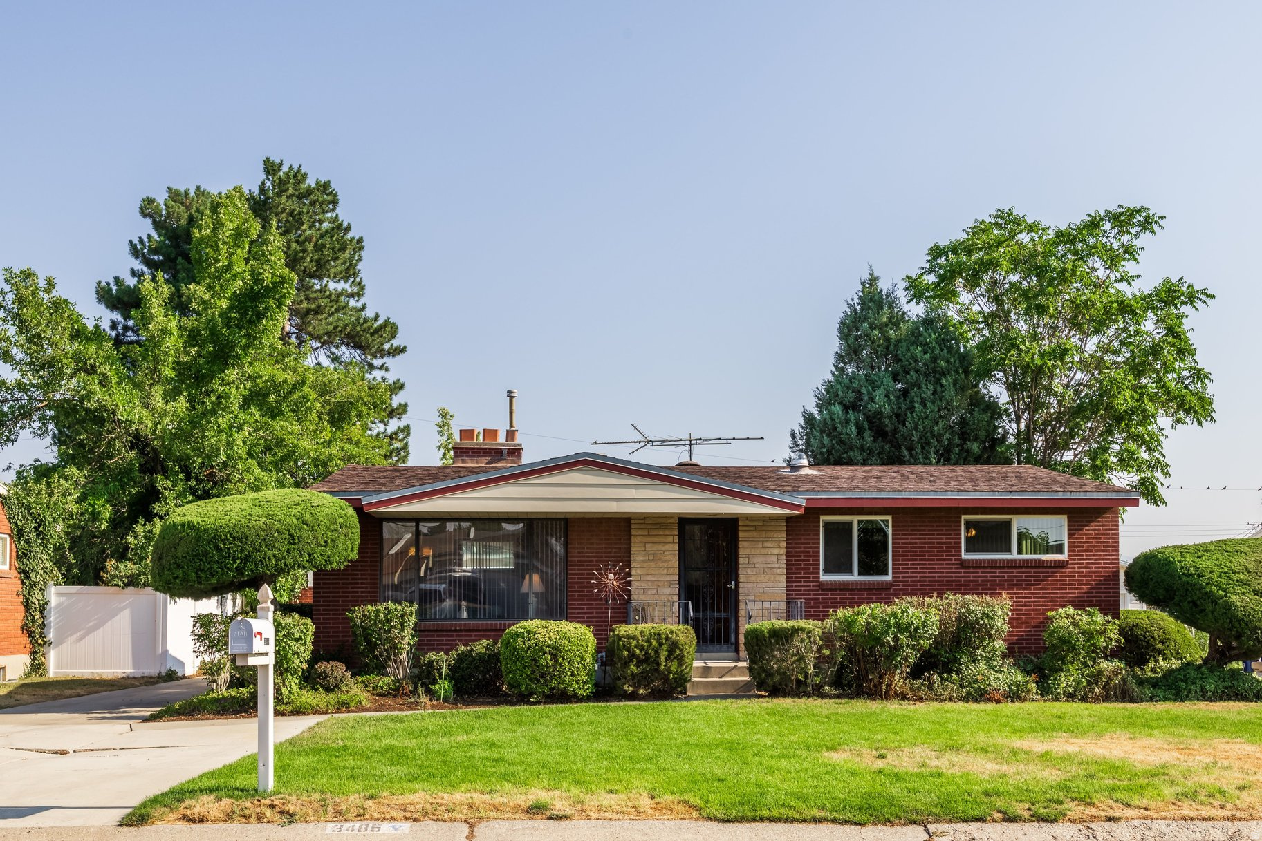 3486 W 4305 DR