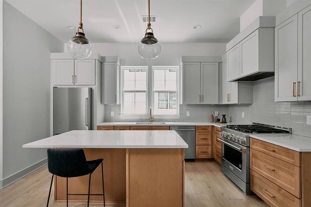 2209 Woodland Ave # 602