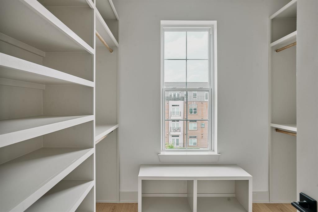 2209 Woodland Ave # 602