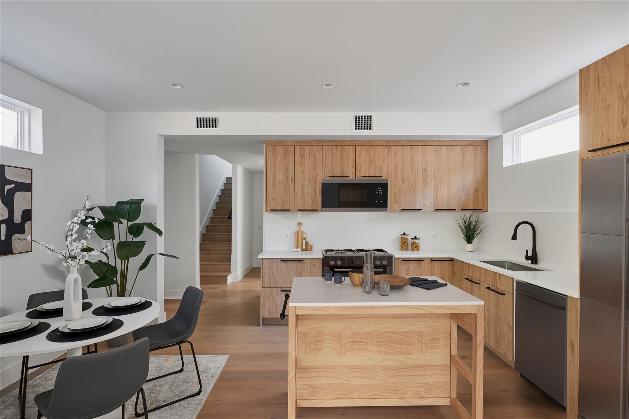 7516 Northcrest Blvd # 2