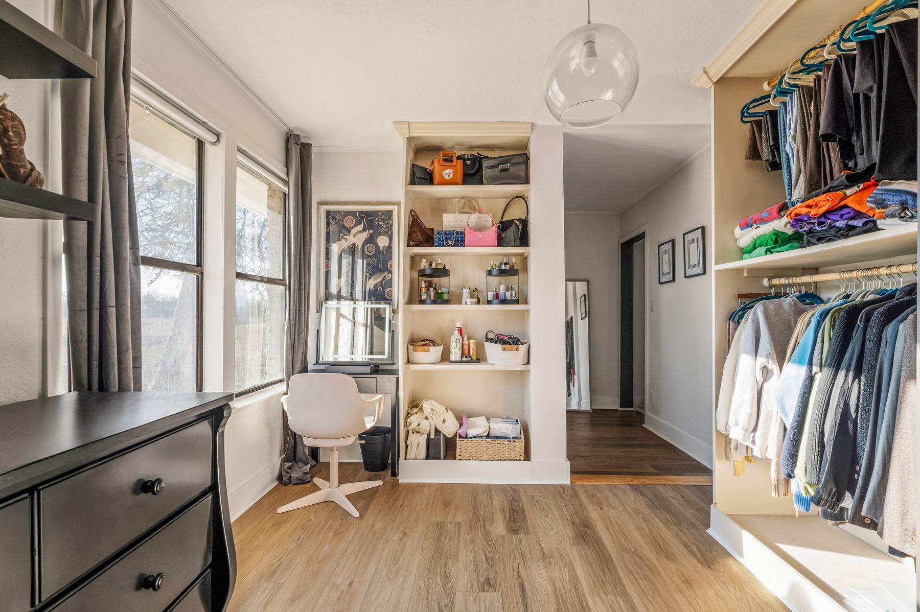 510 Thousand Oaks DR