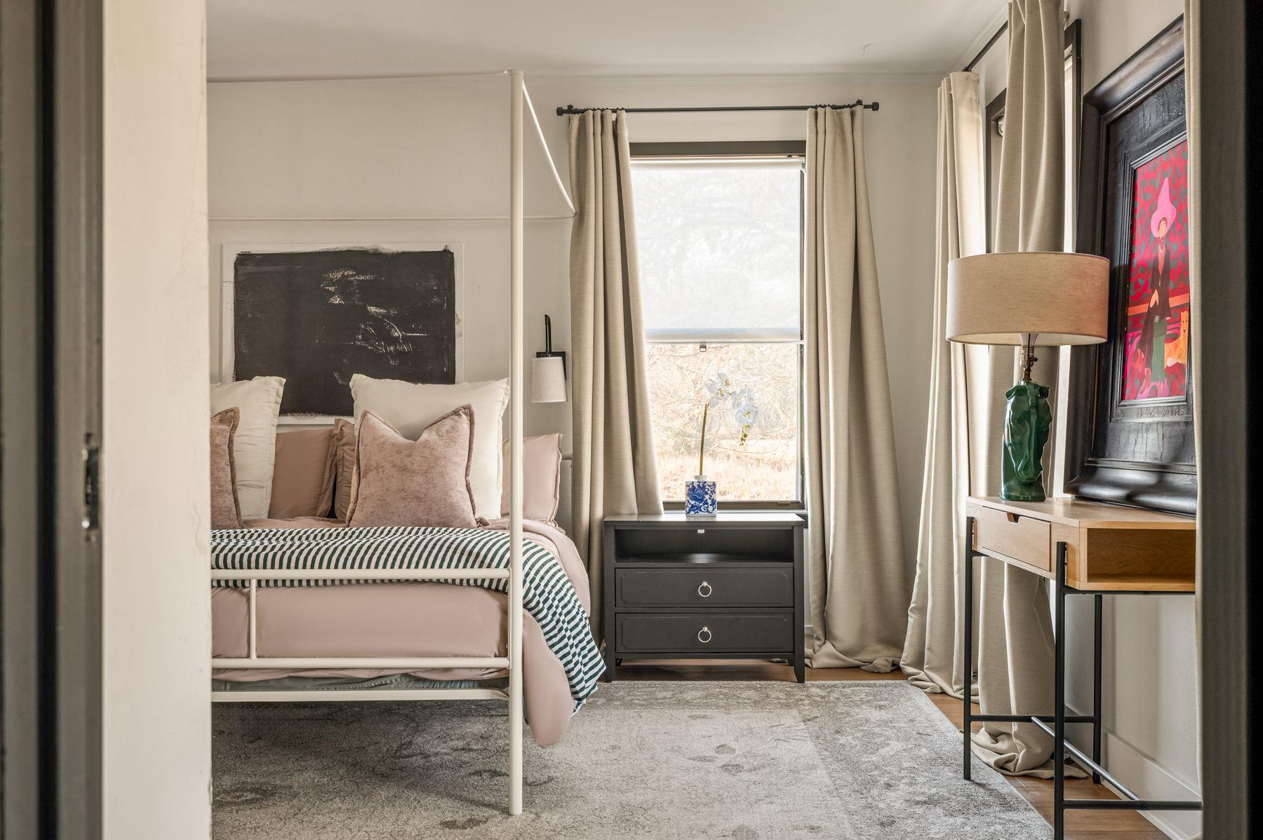 510 Thousand Oaks DR