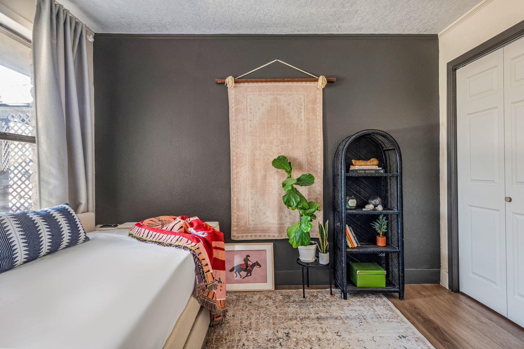 510 Thousand Oaks DR