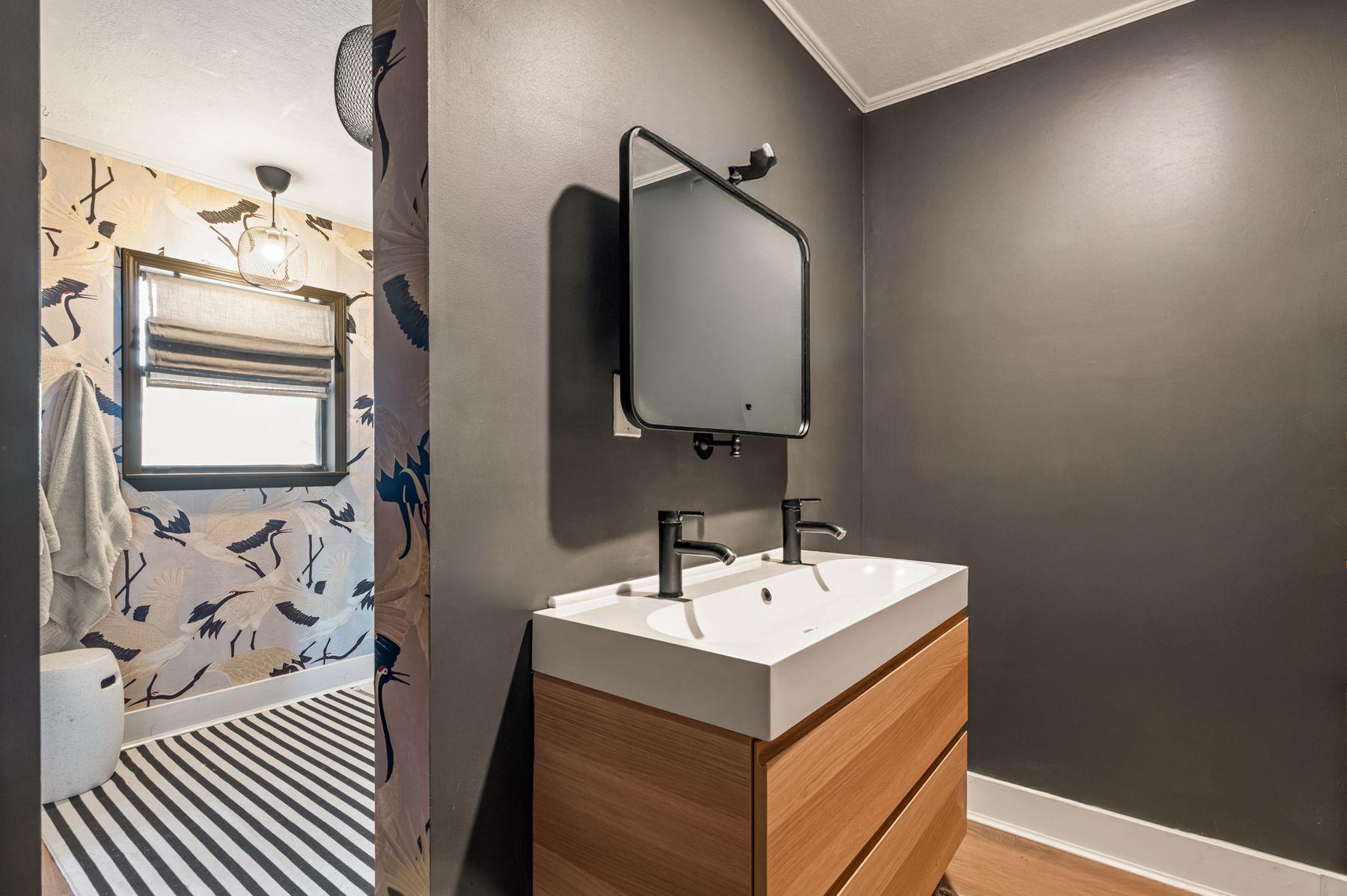 510 Thousand Oaks DR