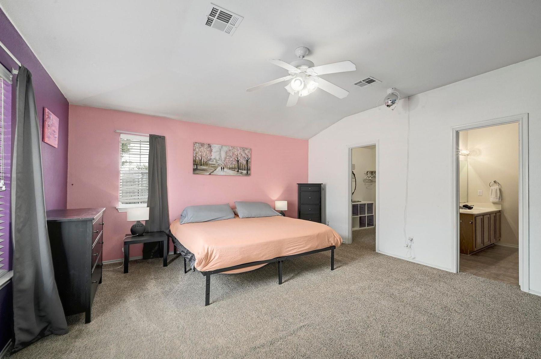 118 Floating Leaf DR