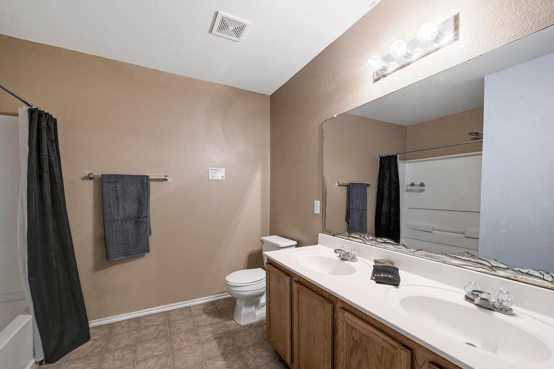 118 Floating Leaf DR