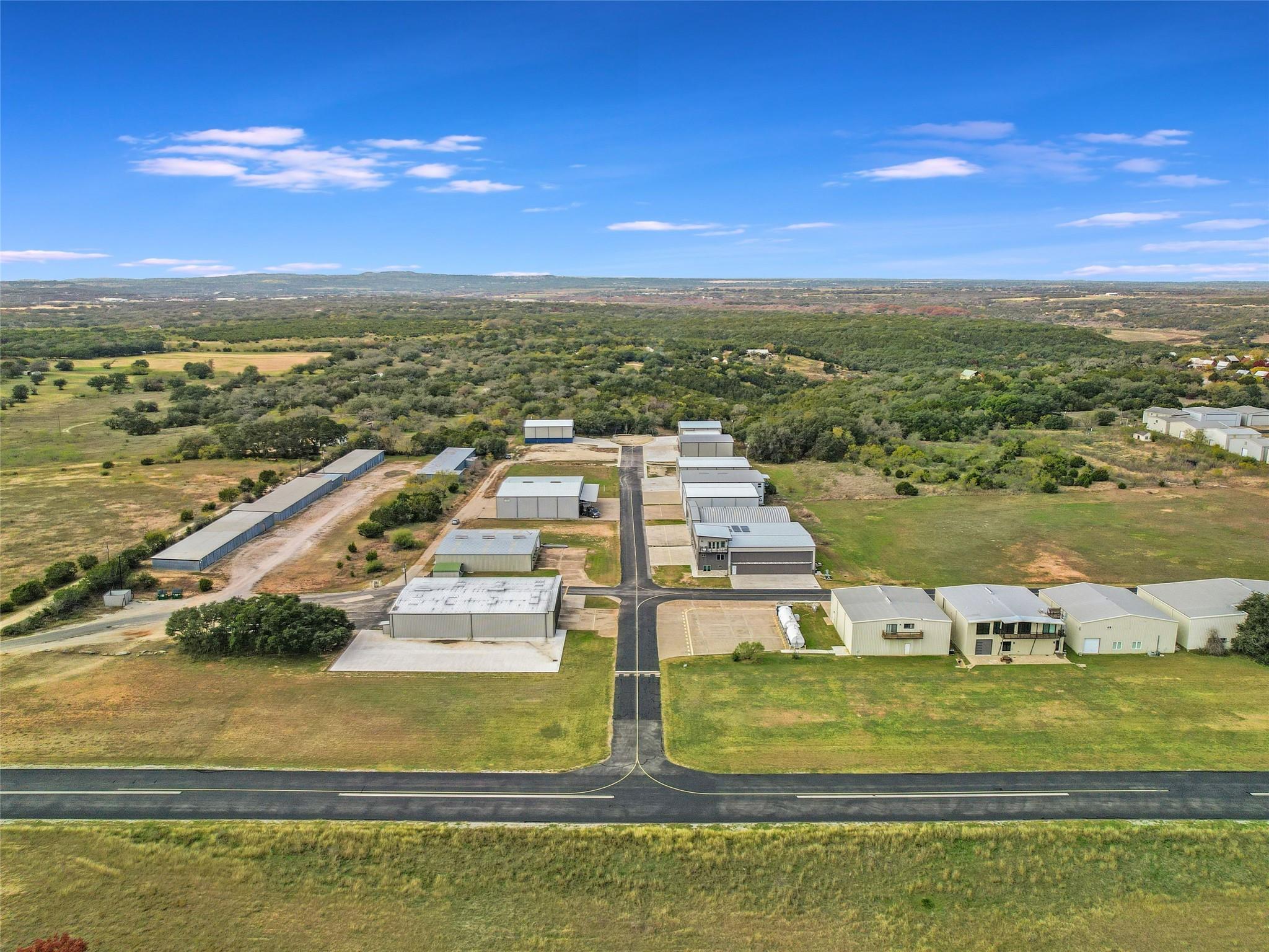 200 Sky King DR
