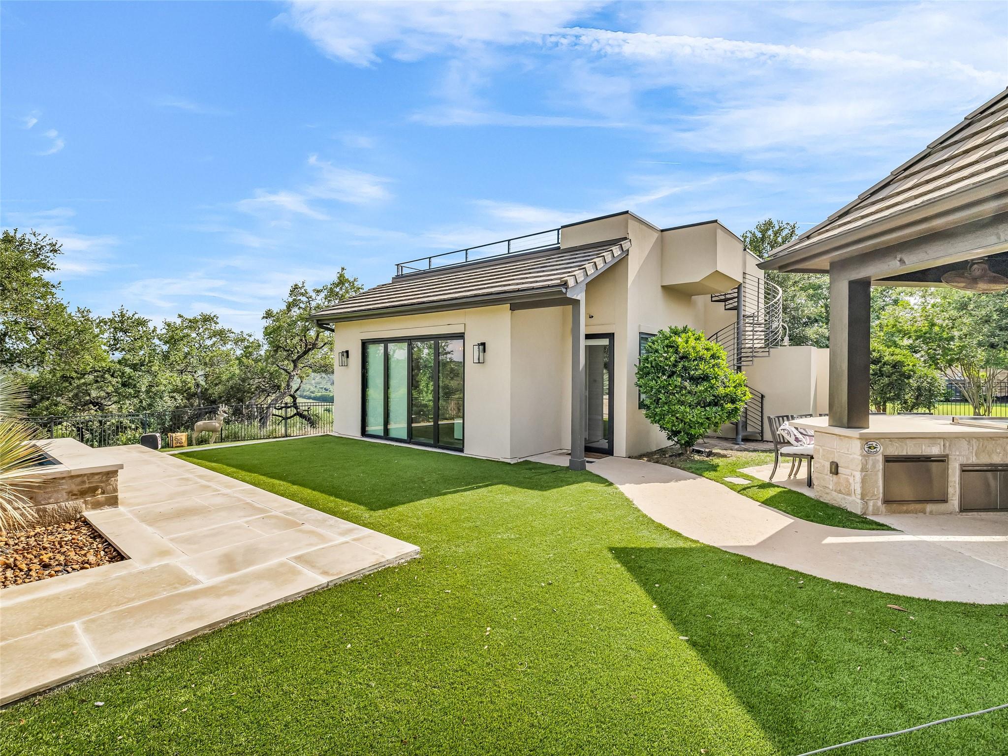 11705 Shoreview Overlook