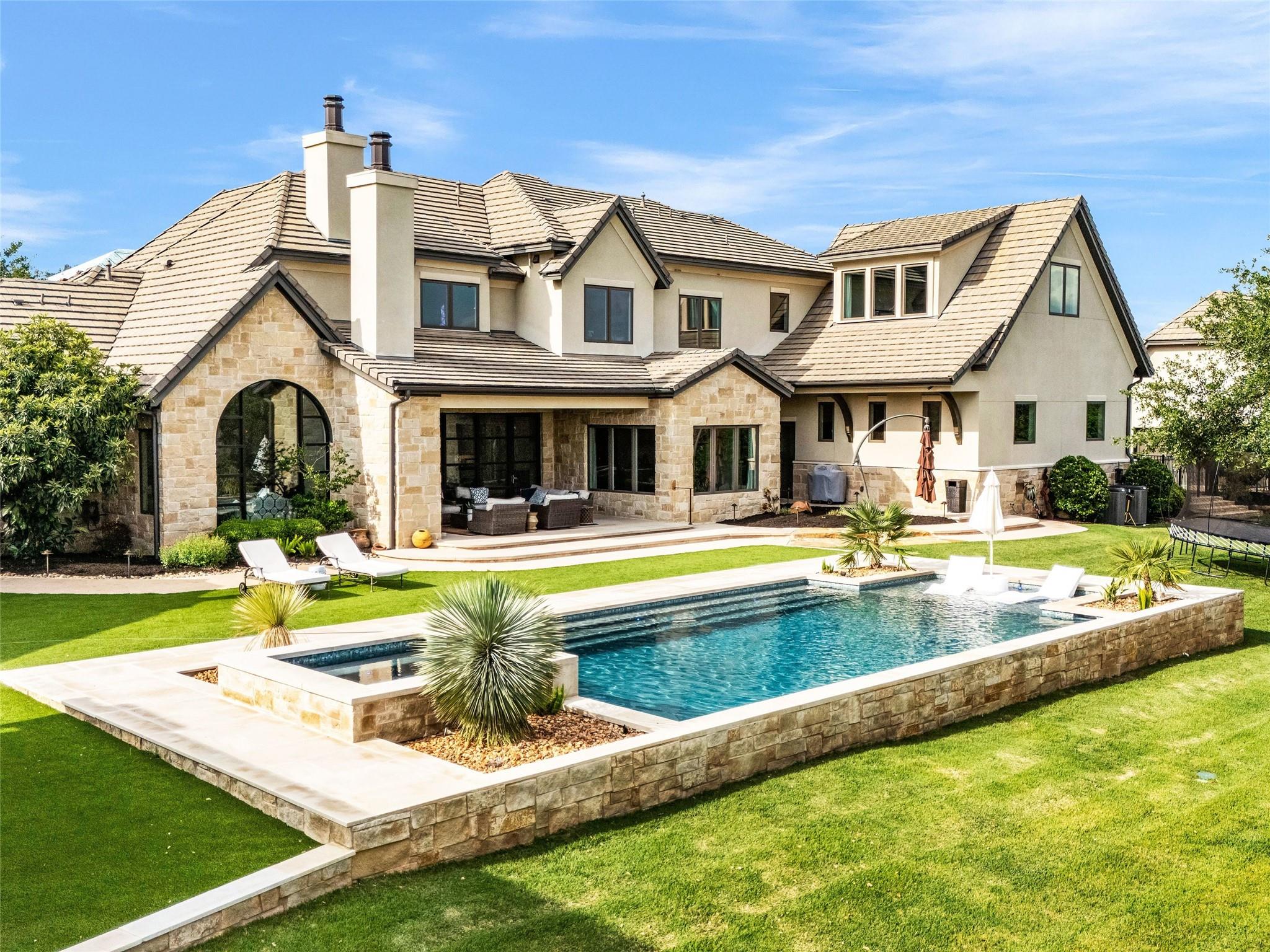 11705 Shoreview Overlook