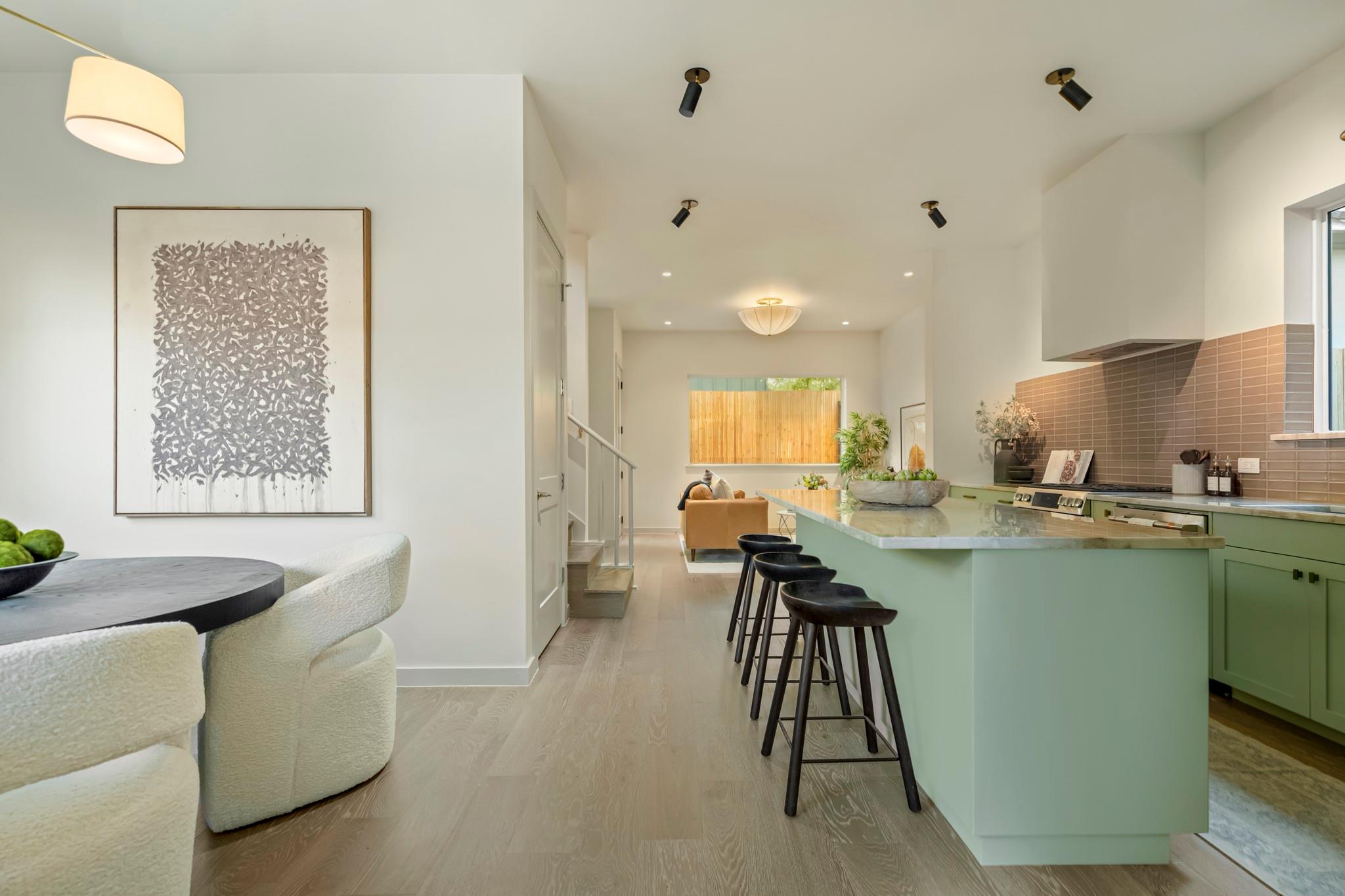 2405 E 22nd ST, Austin