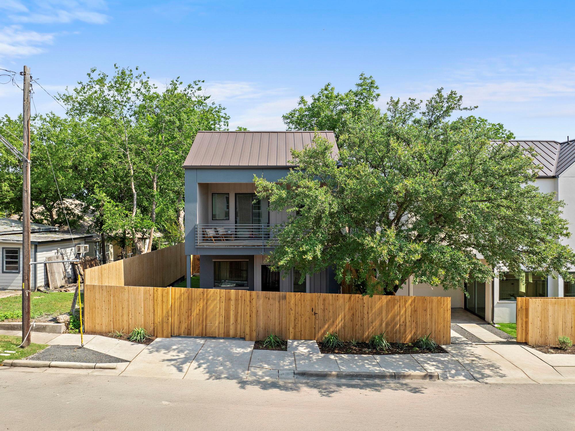 2405 E 22nd ST, Austin