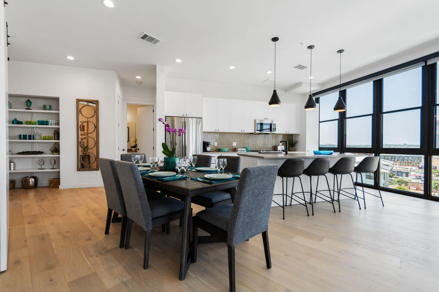 800 Embassy DR # 525