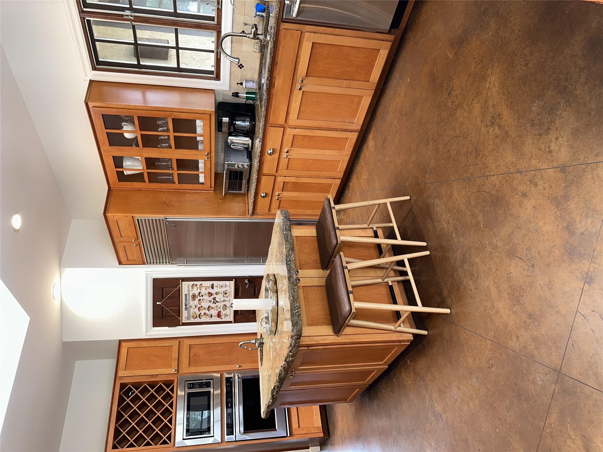 5214 Little Creek TRL