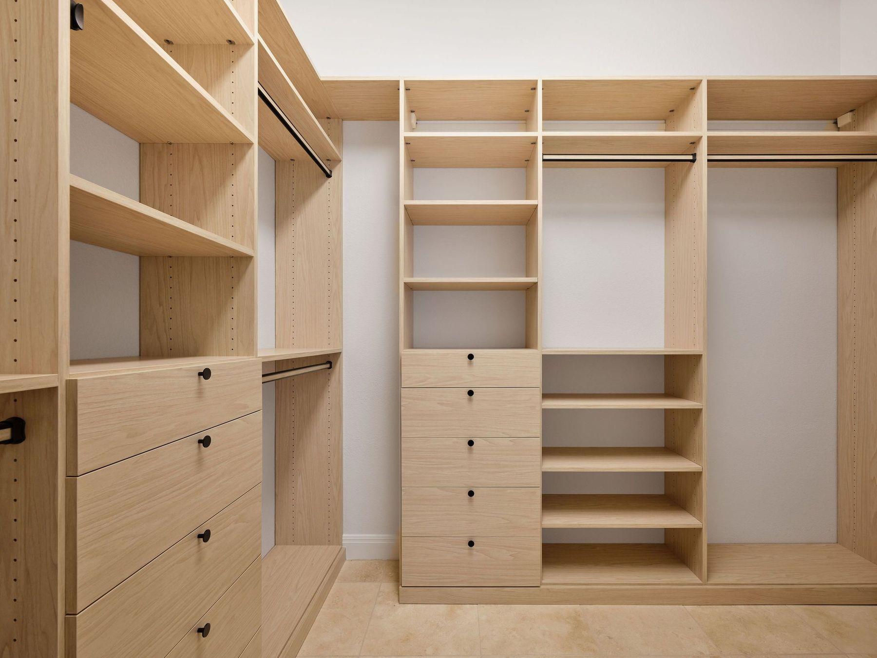 5612 Bonnell Vista ST