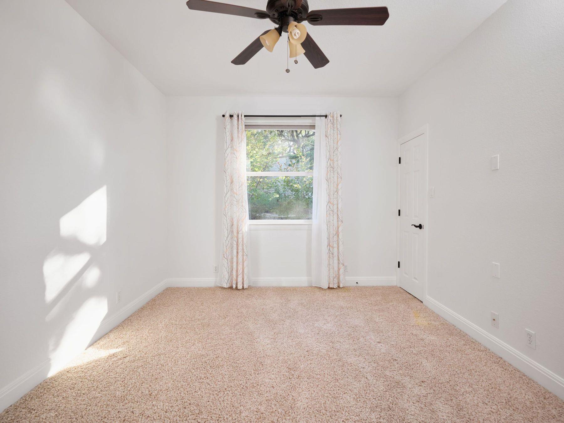 5612 Bonnell Vista ST