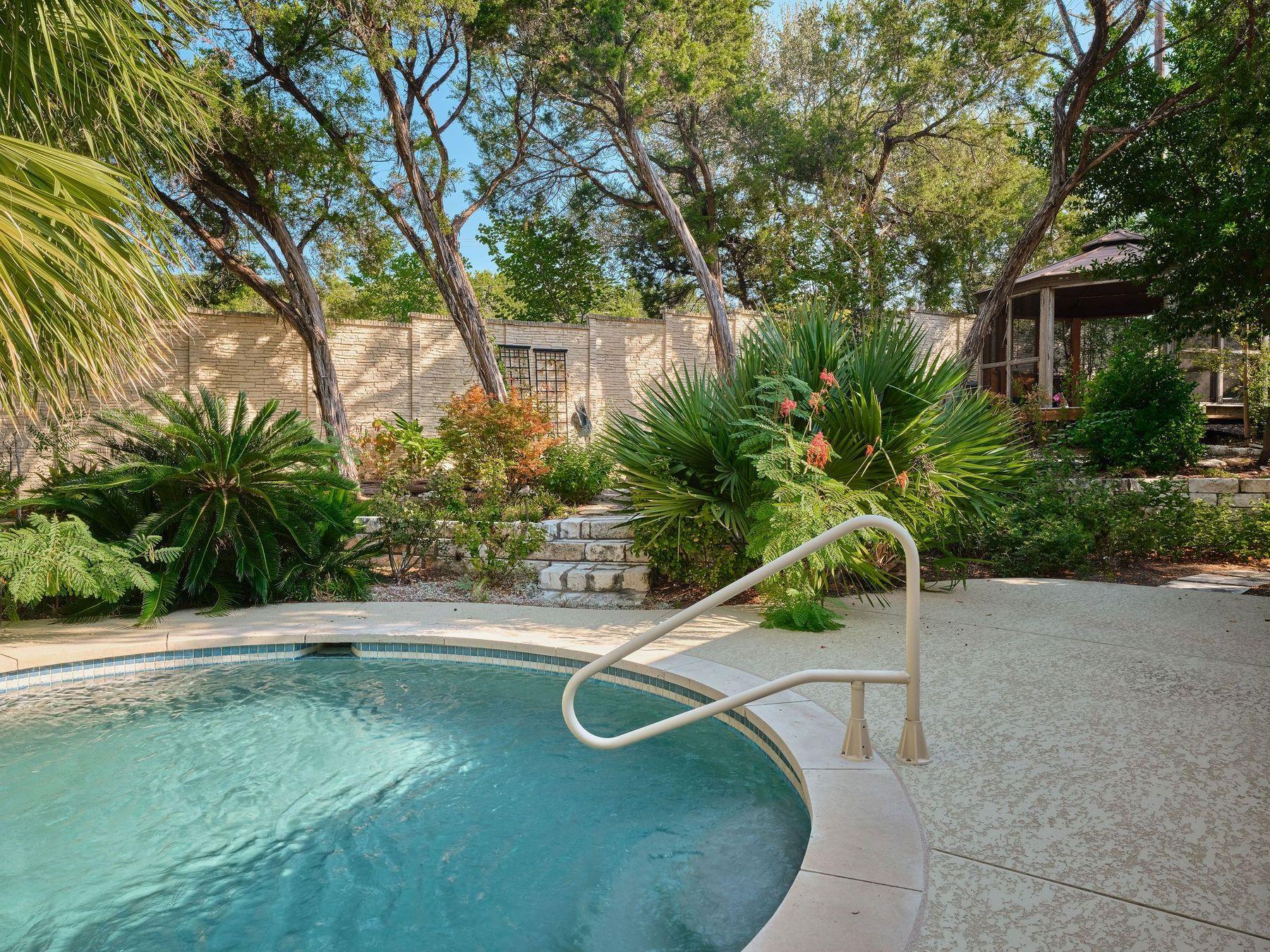 5612 Bonnell Vista ST