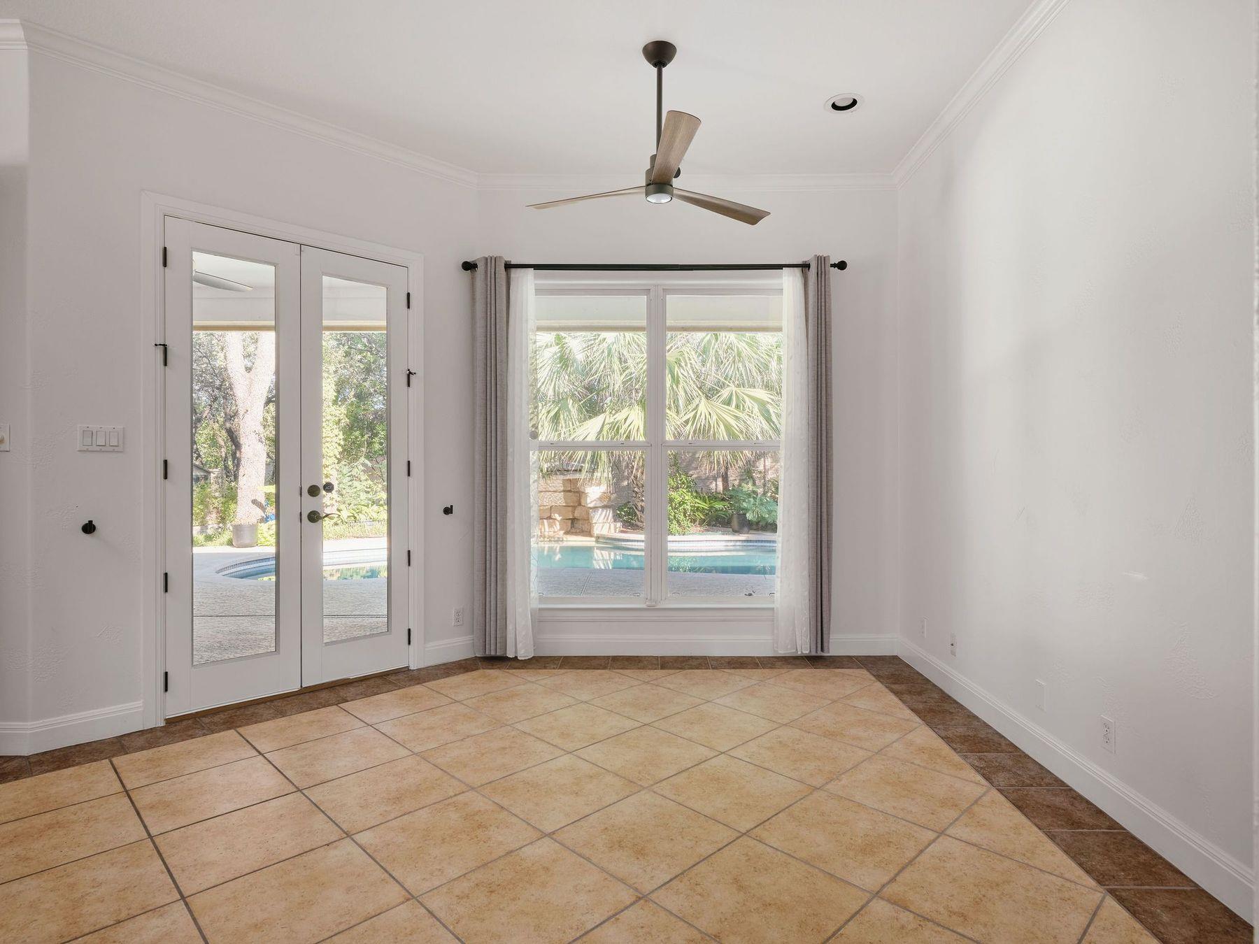 5612 Bonnell Vista ST