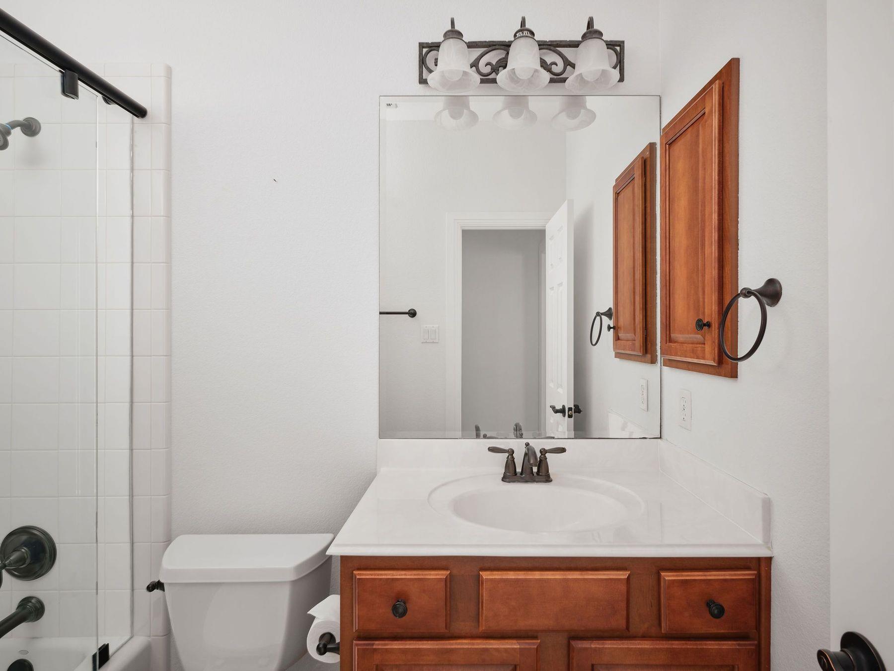 5612 Bonnell Vista ST