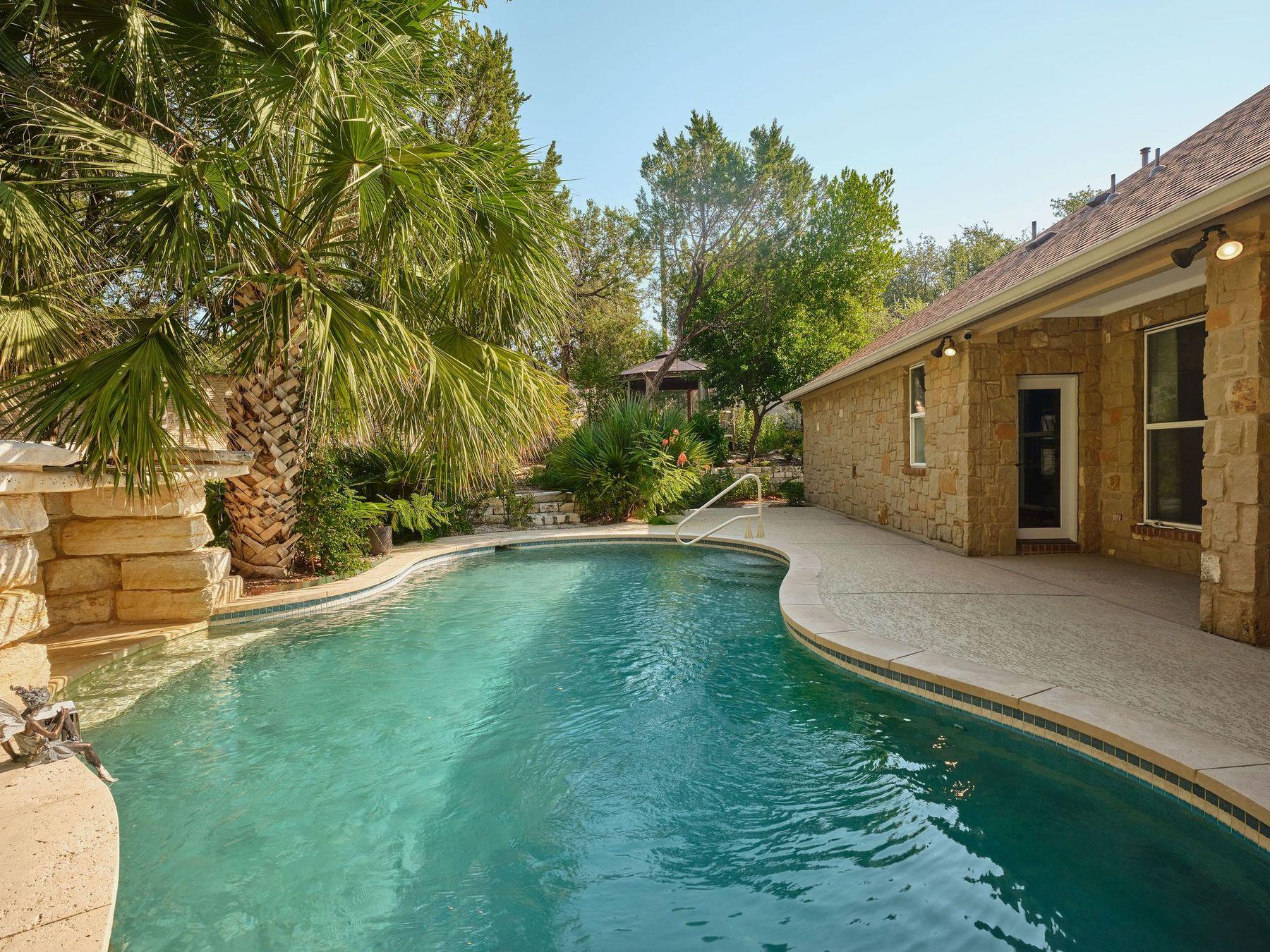 5612 Bonnell Vista ST