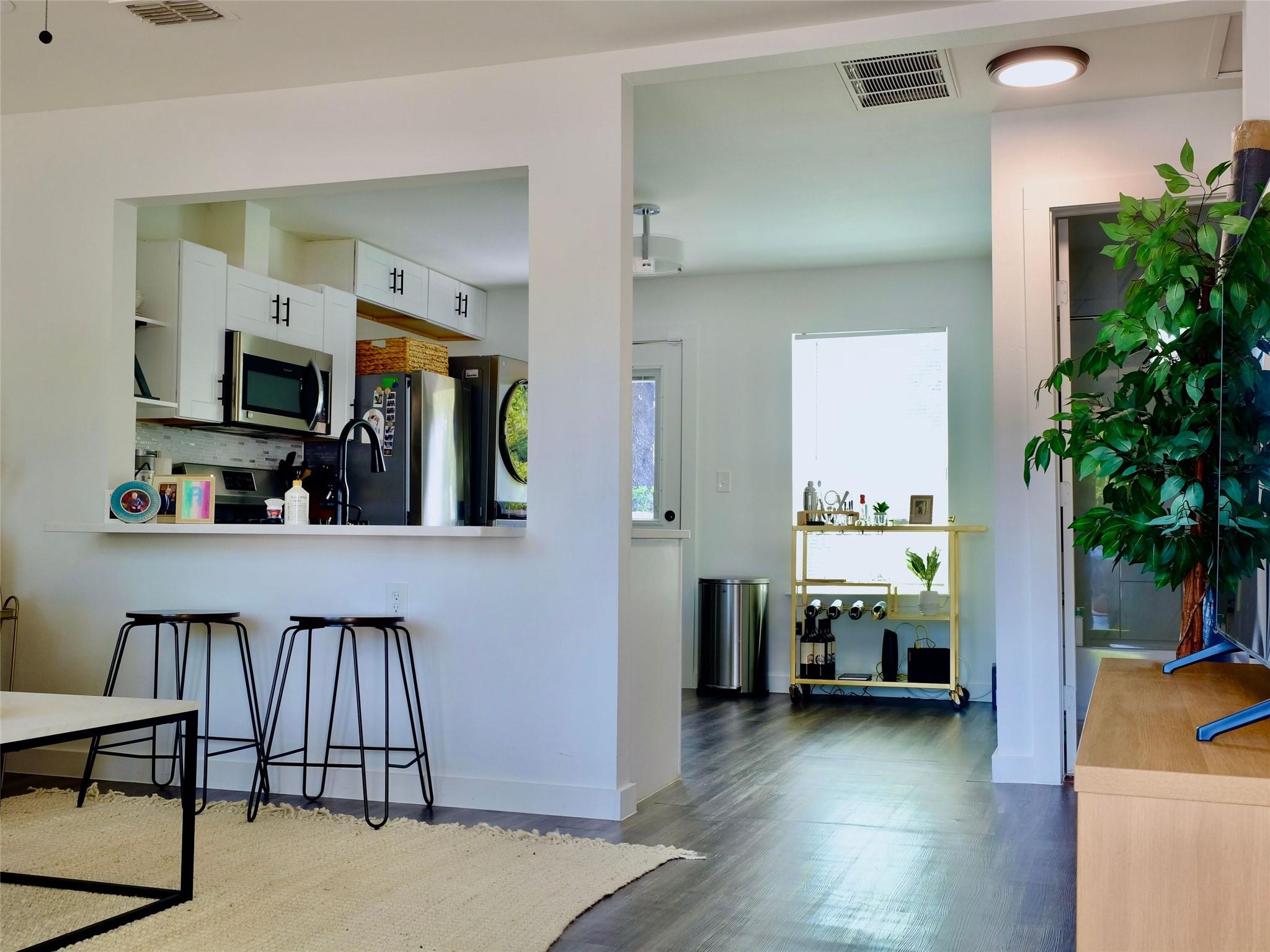 1401 Marcus PL # B, Austin Unit: B