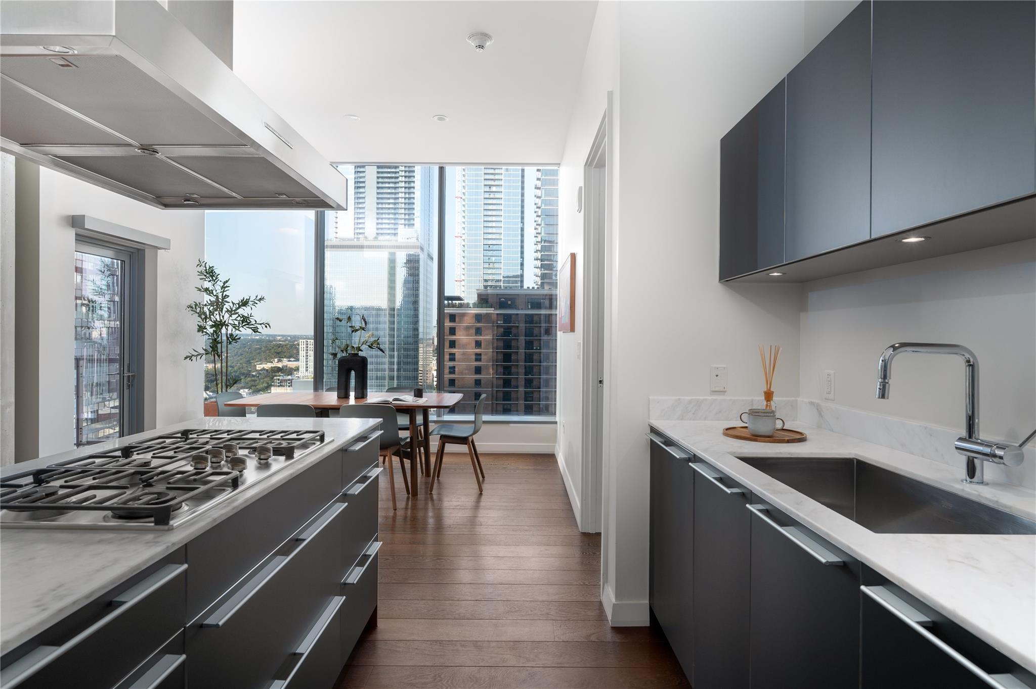 210 Lavaca ST # 2211