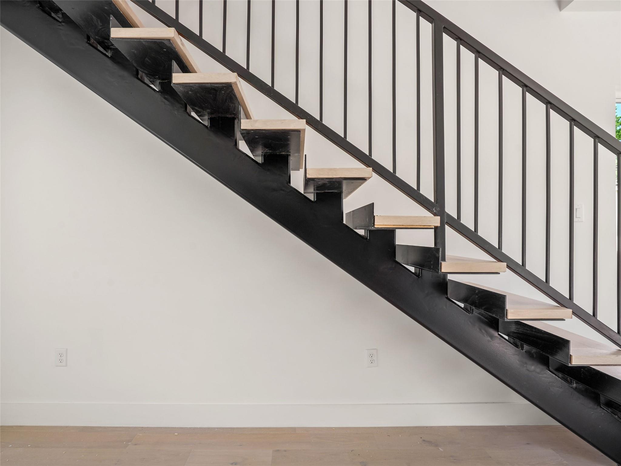 2609 Davis LN # 2, Austin Unit: 2