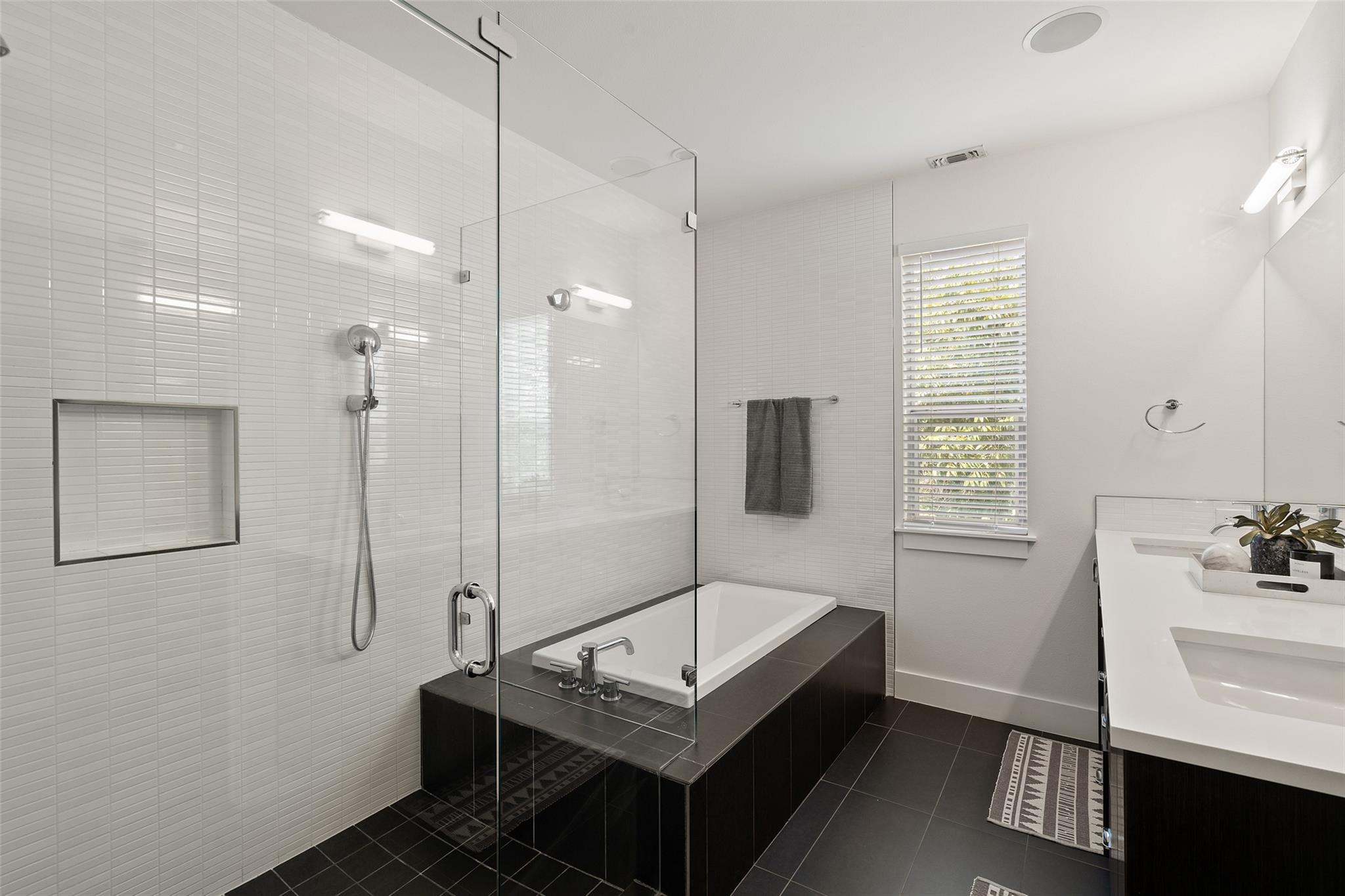 2105 Goodrich Ave # 2