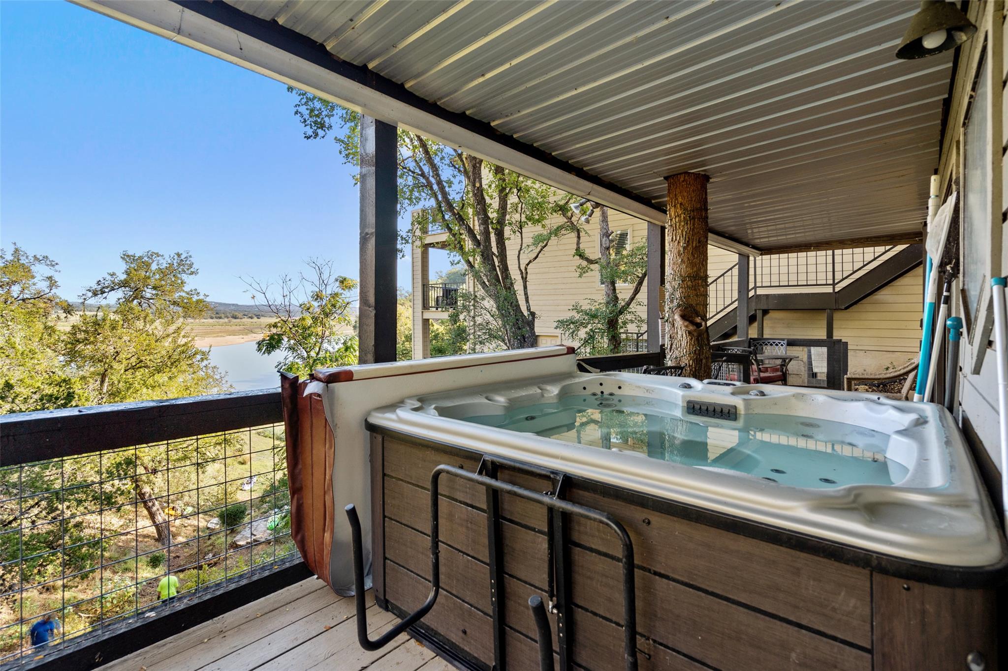 106 Center Cove II LOOP