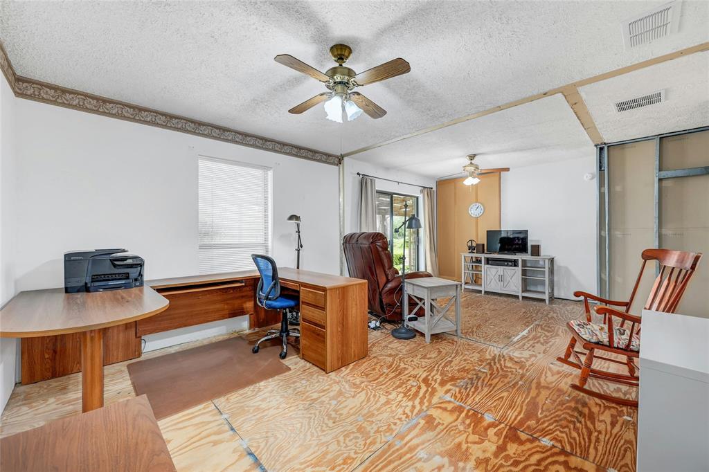 7305 Albert RD