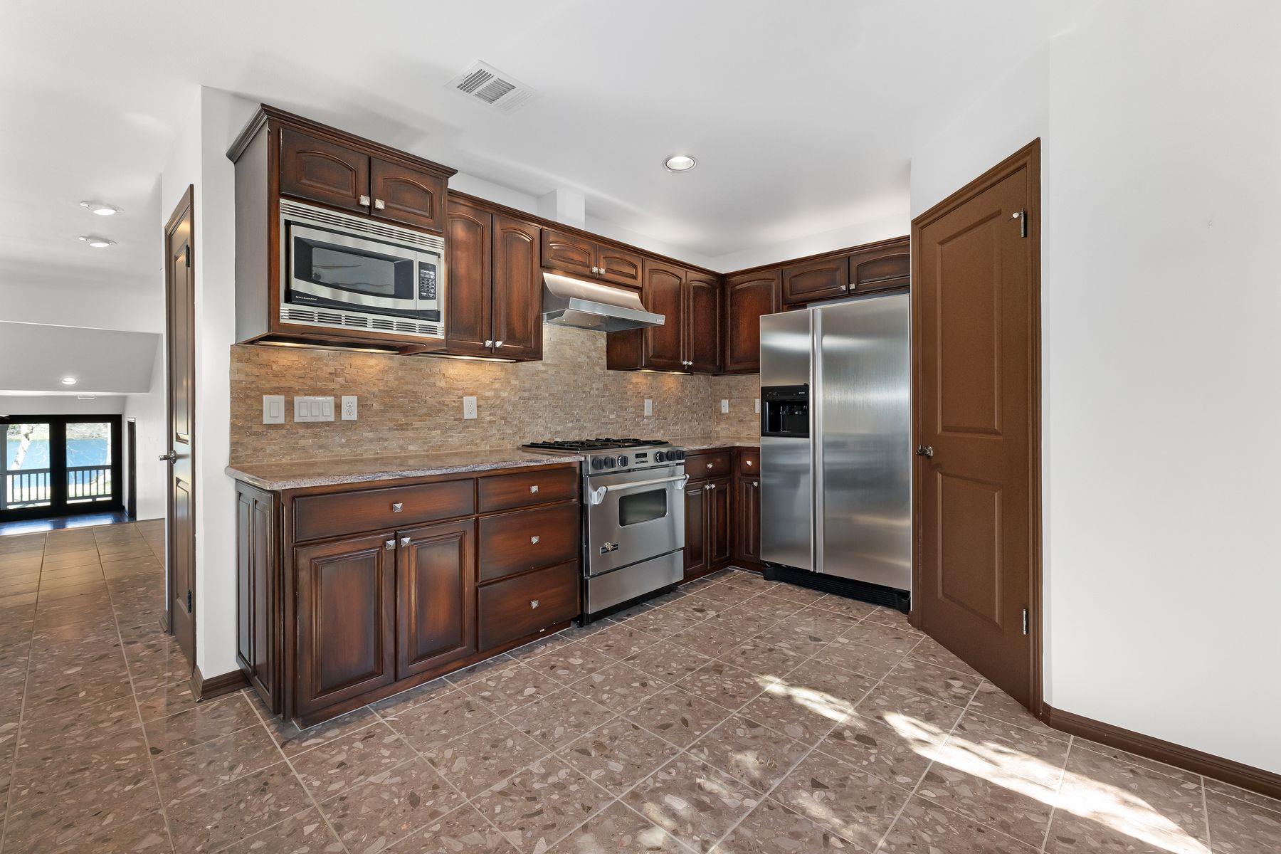 10810 River Terrace CIR