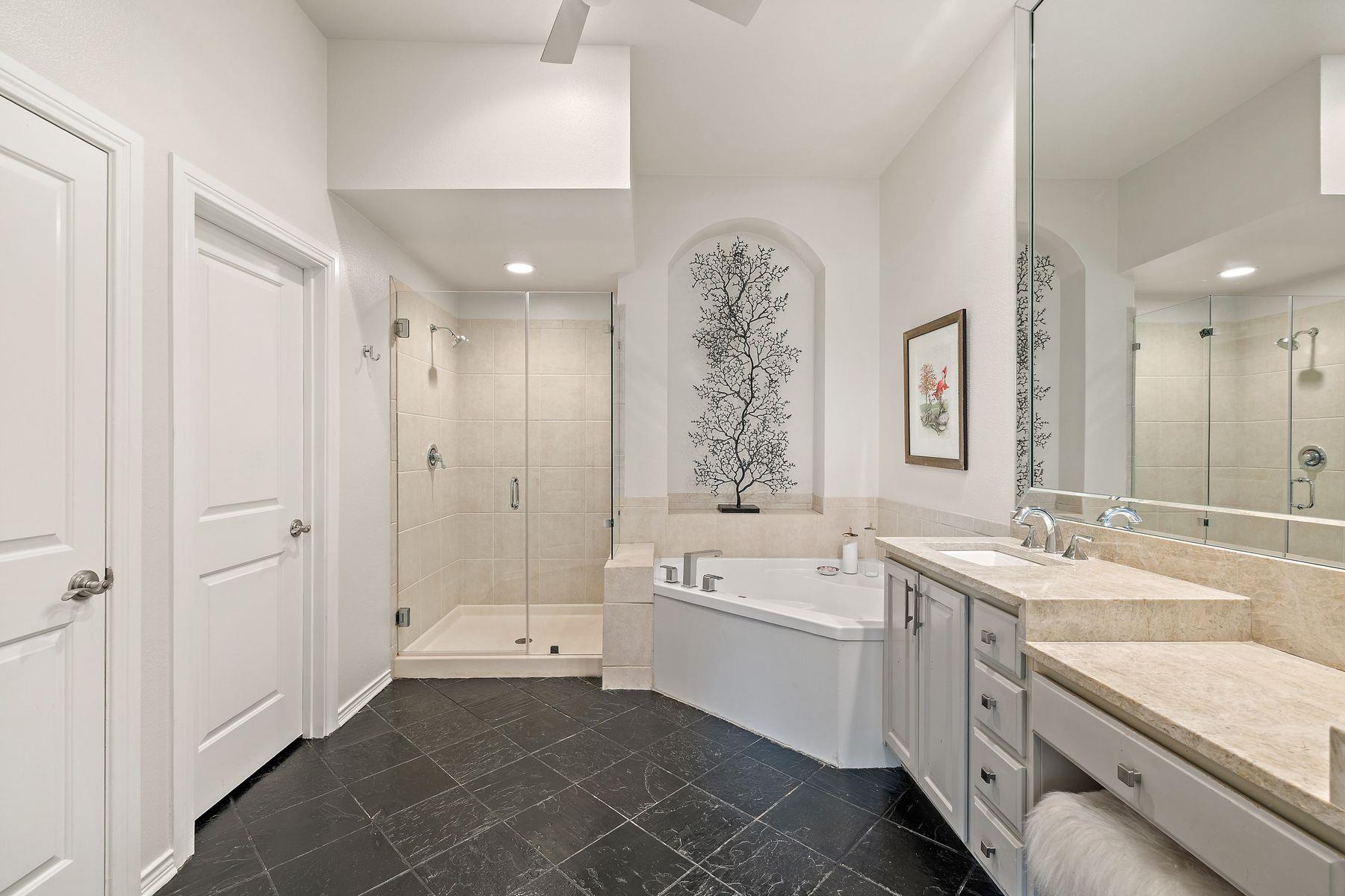 7800 Southwest PKWY # 1112