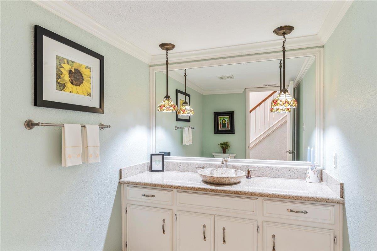 10601 Spicewood PKWY