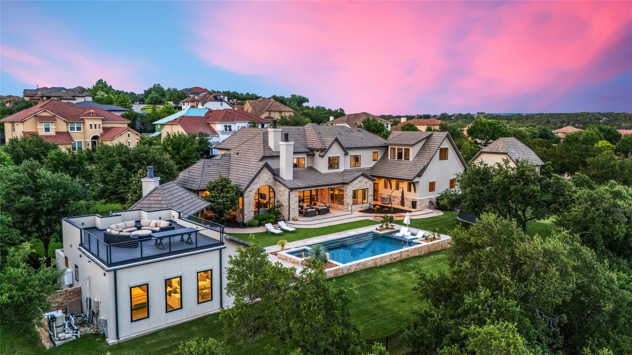 11705 Shoreview Overlook