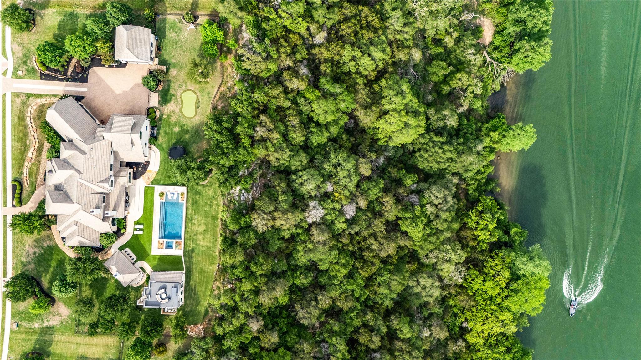 11705 Shoreview Overlook