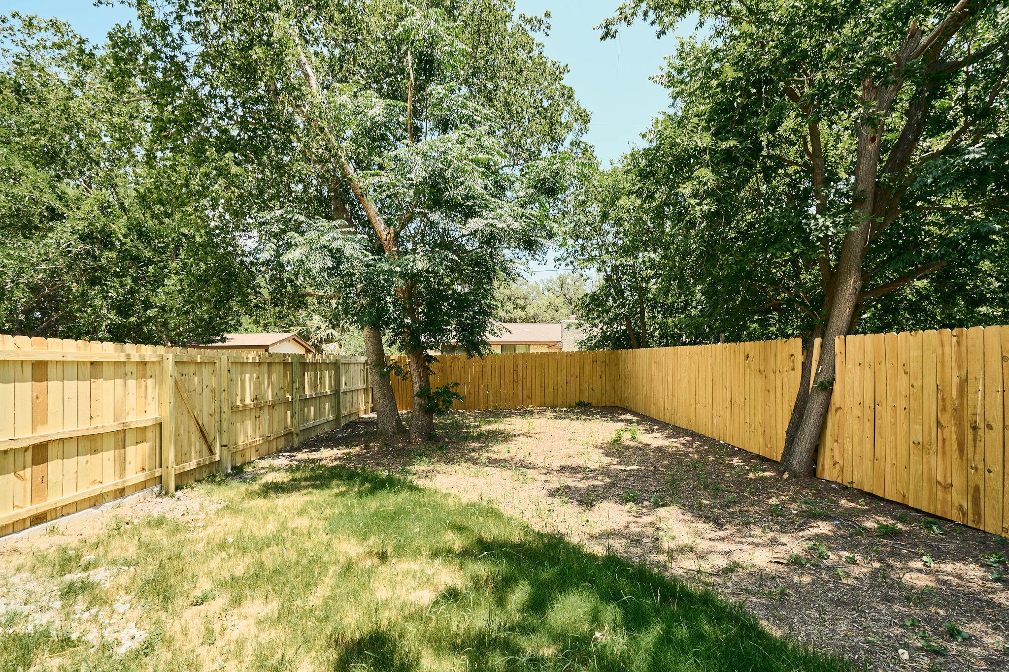 2609 Davis LN # 2