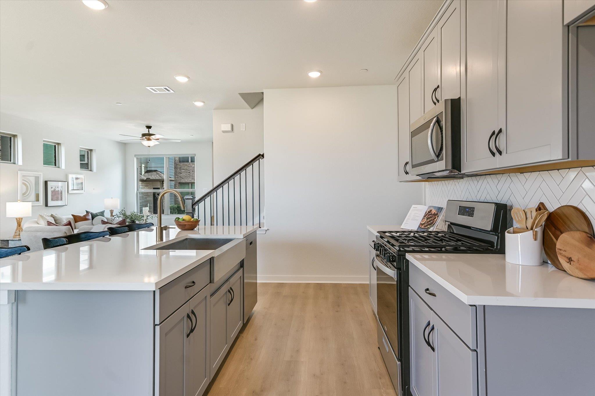 2500 FOREST CREEK DR # 904