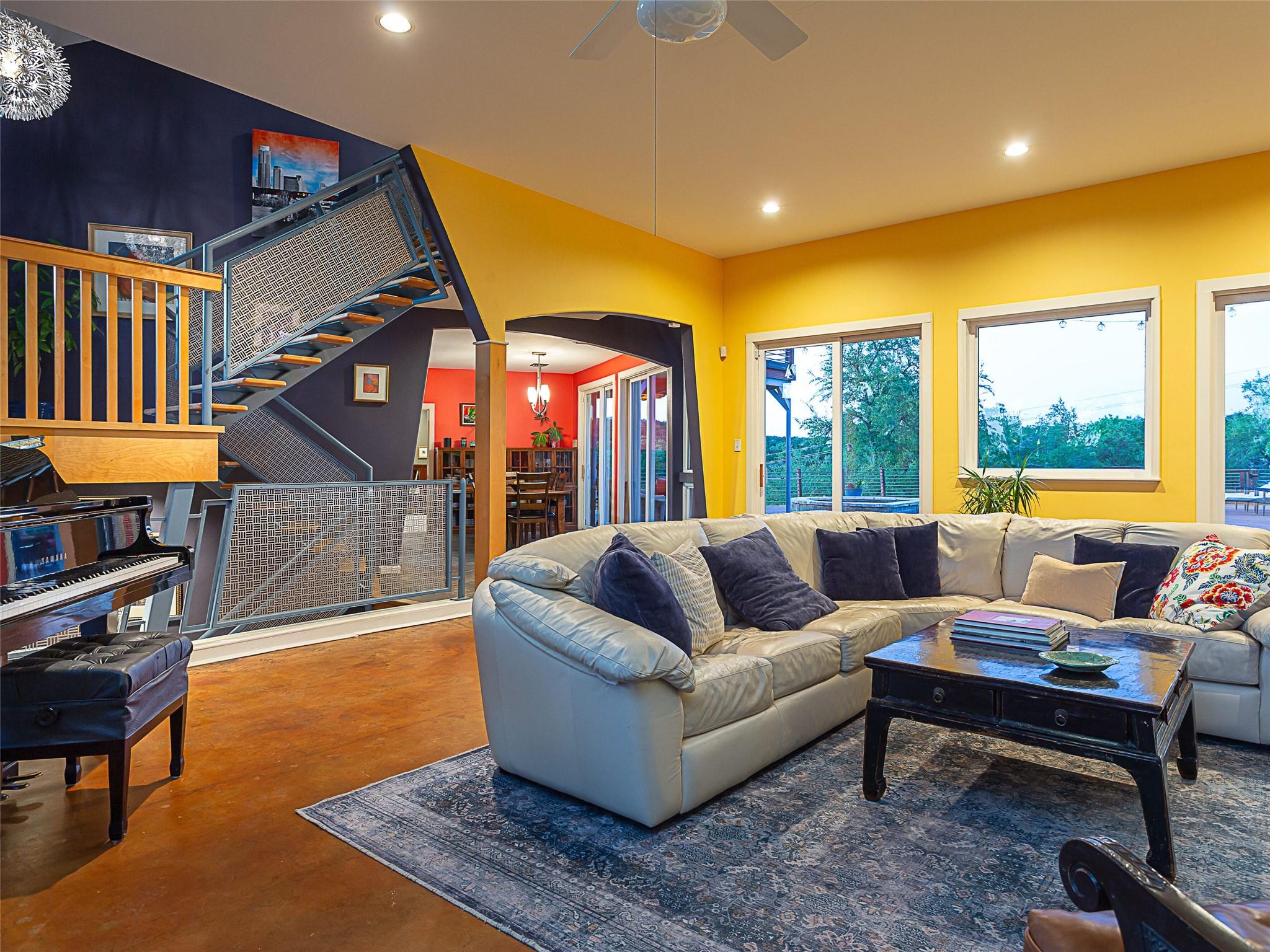 8904 Westminster Glen Ave