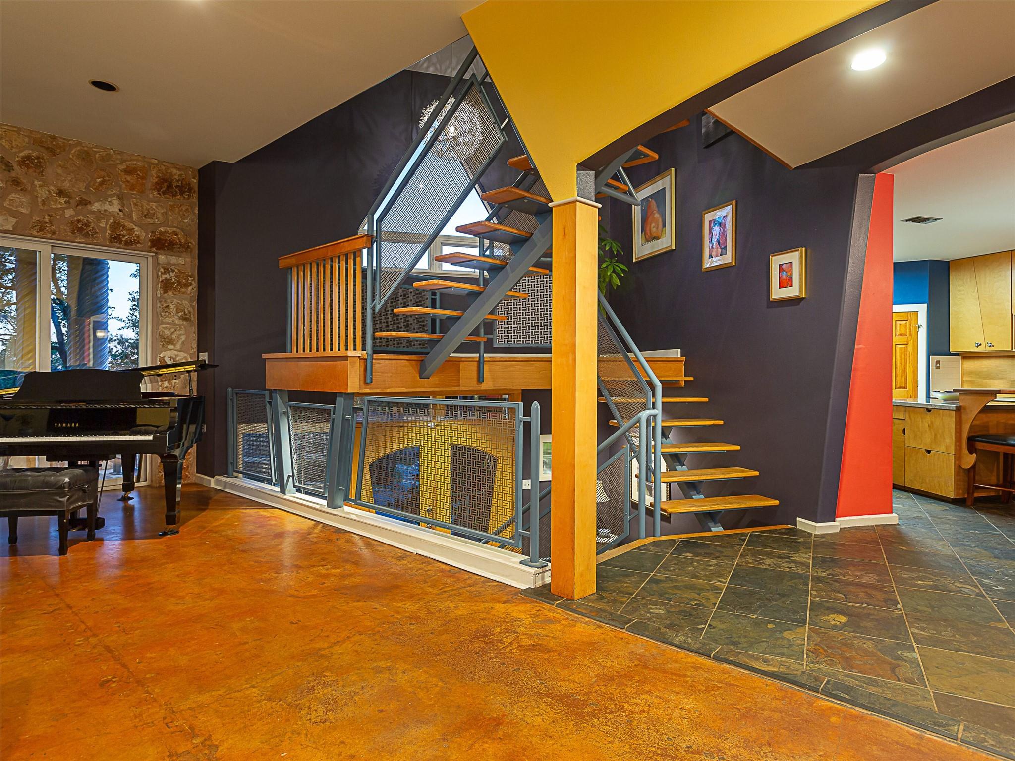 8904 Westminster Glen Ave