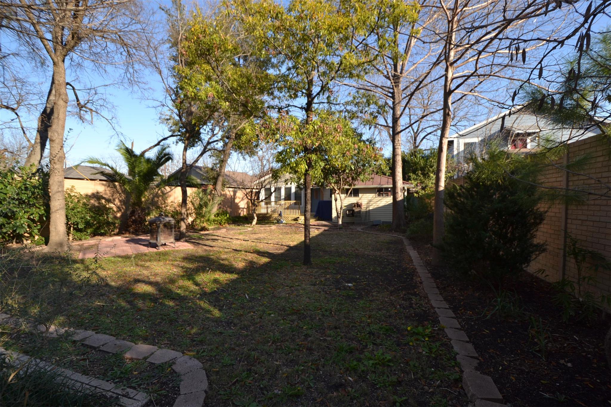 7602 Blessing Ave
