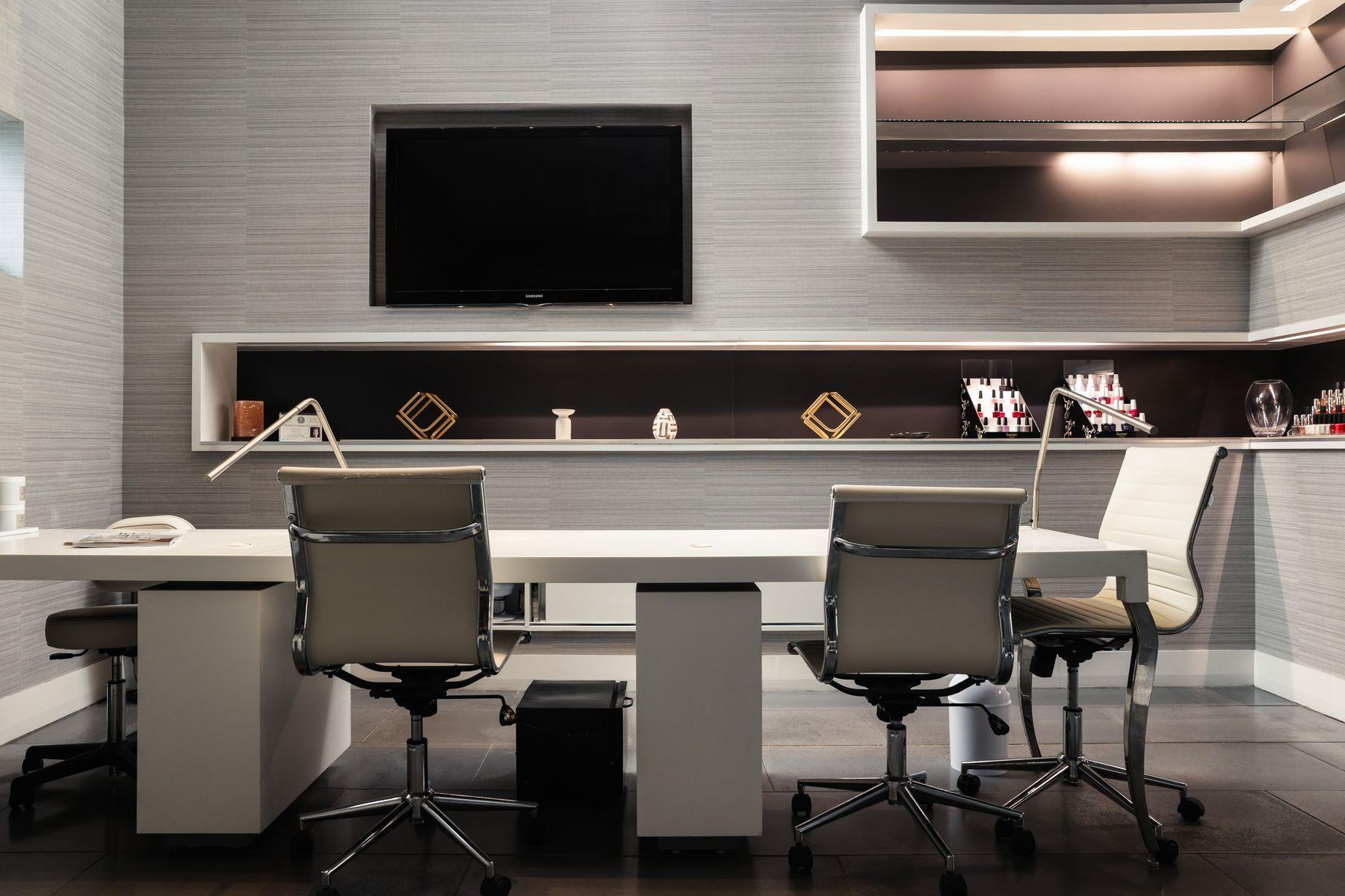 210 Lavaca ST # 2809